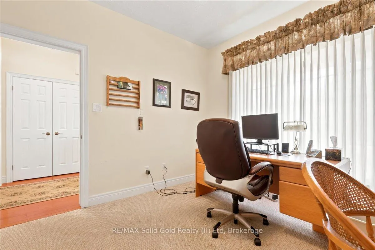 Photo 19 of 215 Terrace Wood Crescent, Kitchener, Pioneer Tower West — HOMEH