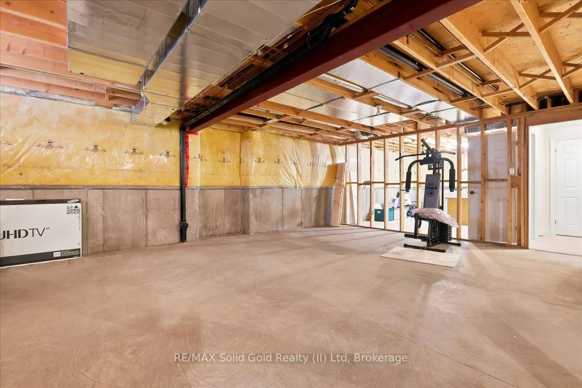 Photo 30 of 215 Terrace Wood Crescent, Kitchener, Pioneer Tower West — HOMEH