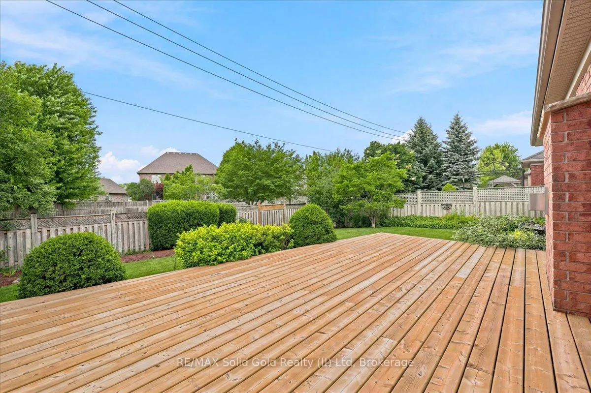Photo 33 of 215 Terrace Wood Crescent, Kitchener, Pioneer Tower West — HOMEH