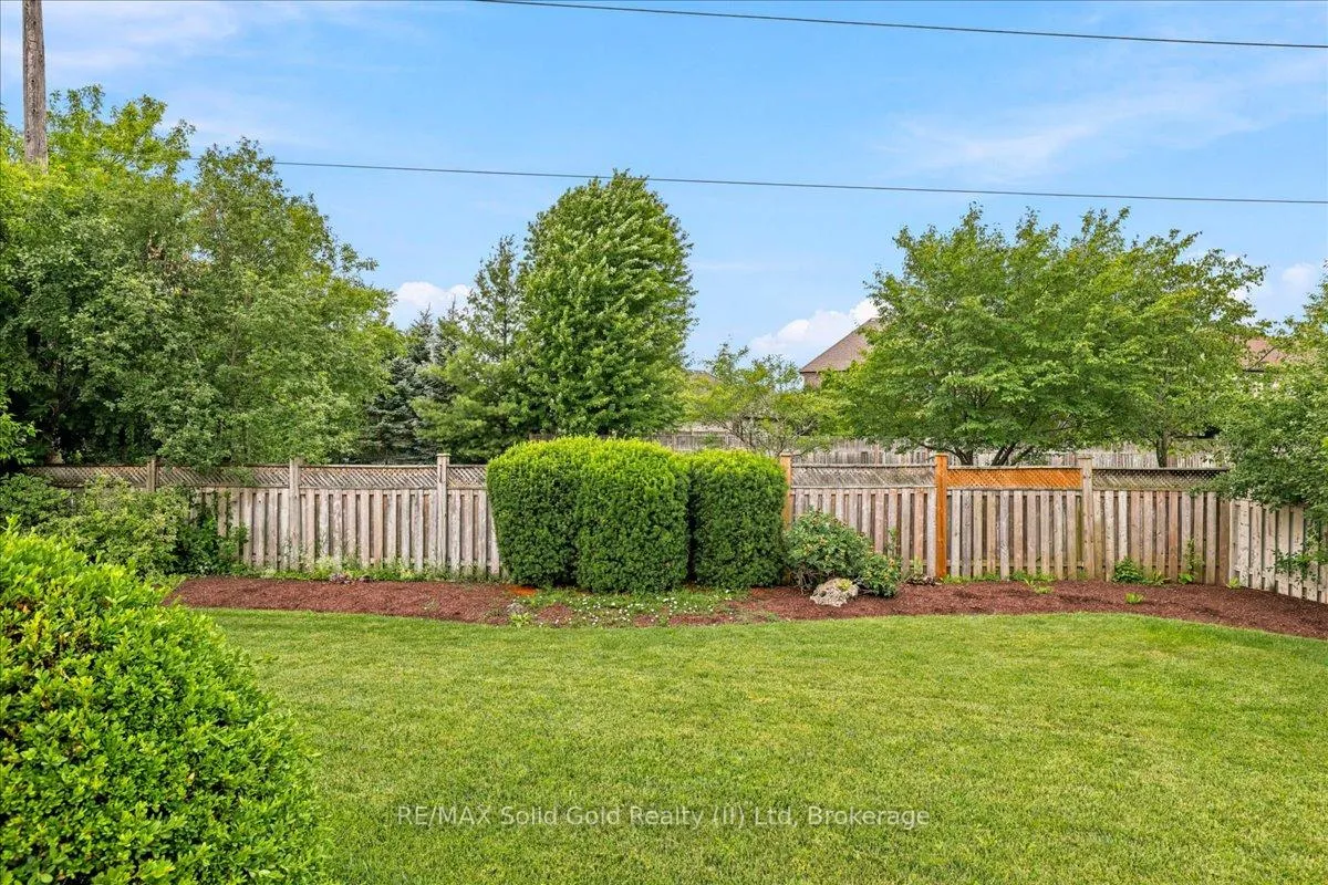 Photo 35 of 215 Terrace Wood Crescent, Kitchener, Pioneer Tower West — HOMEH