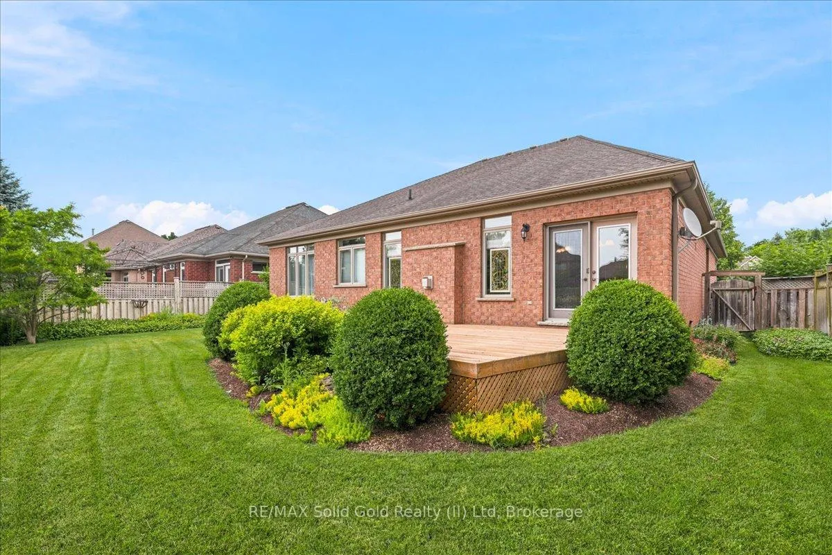 Photo 37 of 215 Terrace Wood Crescent, Kitchener, Pioneer Tower West — HOMEH