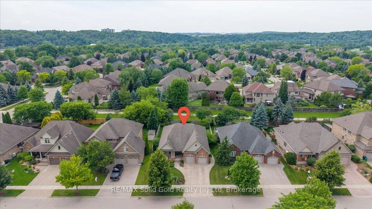 Photo 41 of 215 Terrace Wood Crescent, Kitchener, Pioneer Tower West — HOMEH