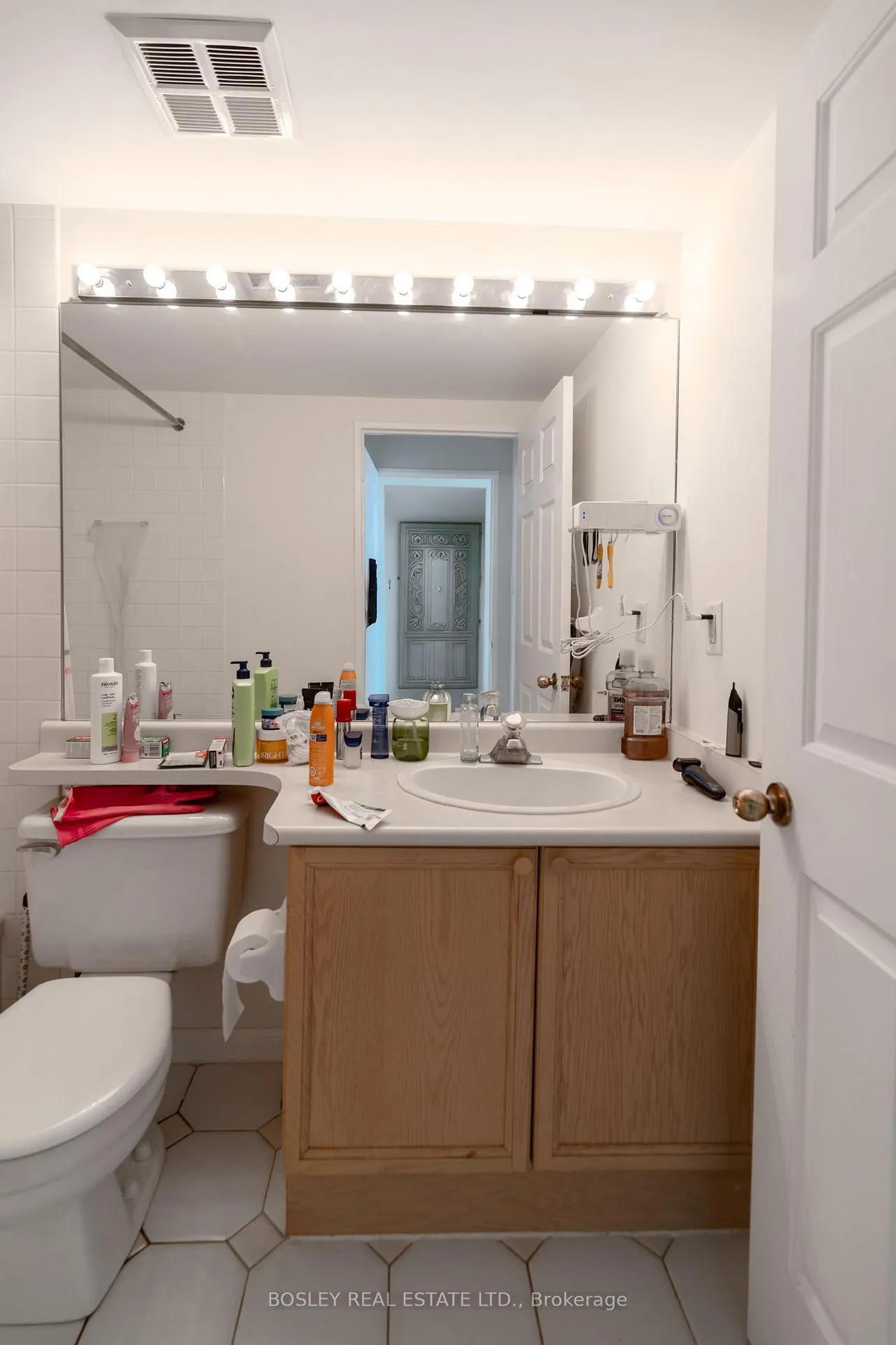 Photo 8 of Unit 2202, 101 Subway Crescent, Etobicoke, Islington-City Centre West — HOMEH