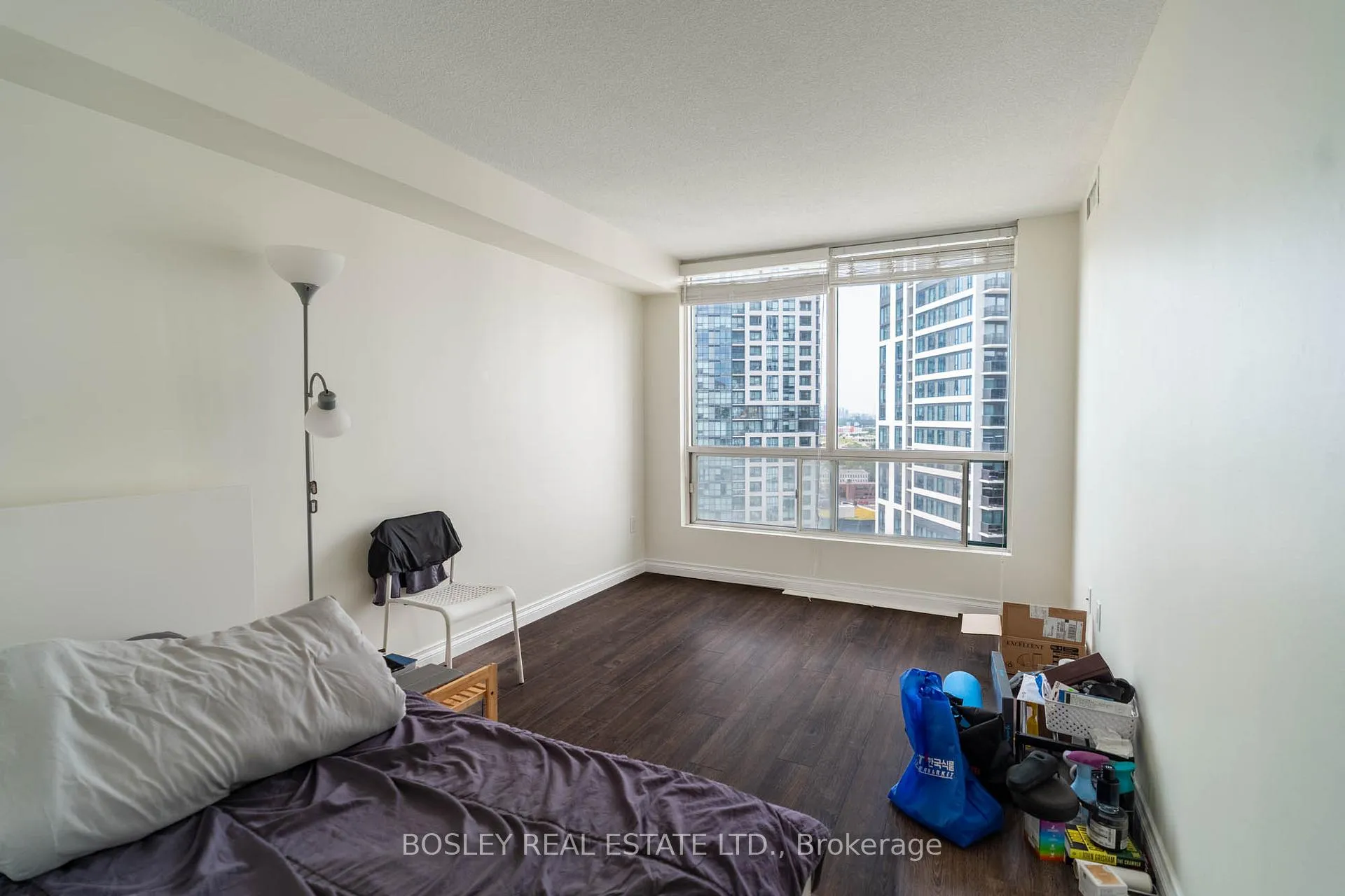 Photo 10 of Unit 2202, 101 Subway Crescent, Etobicoke, Islington-City Centre West — HOMEH