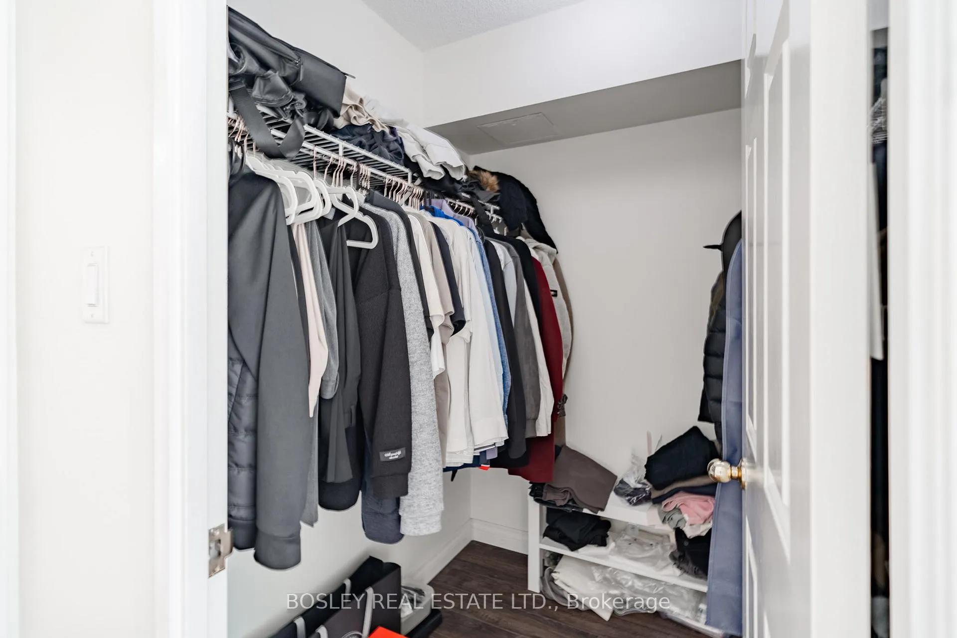 Photo 14 of Unit 2202, 101 Subway Crescent, Etobicoke, Islington-City Centre West — HOMEH