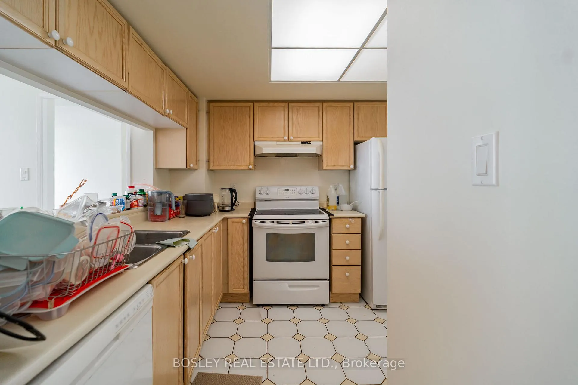 Photo 15 of Unit 2202, 101 Subway Crescent, Etobicoke, Islington-City Centre West — HOMEH