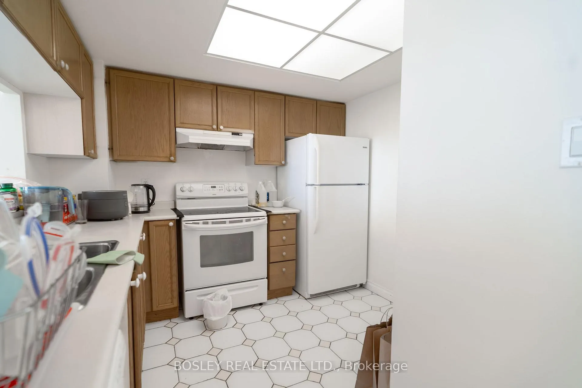 Photo 19 of Unit 2202, 101 Subway Crescent, Etobicoke, Islington-City Centre West — HOMEH