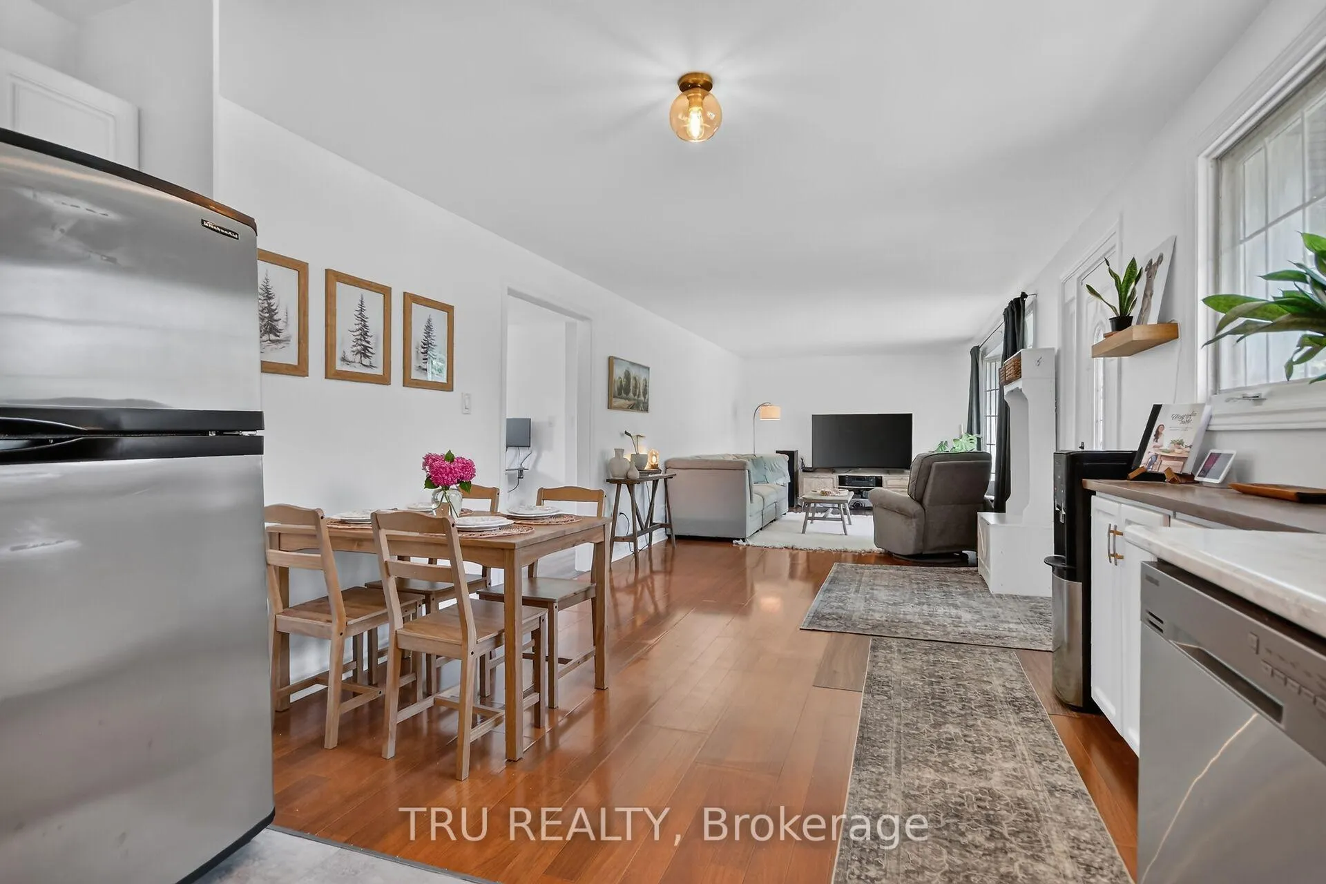 Photo 8 of 123 Main Street, North Dundas, North Dundas (Winchester) Twp — HOMEH