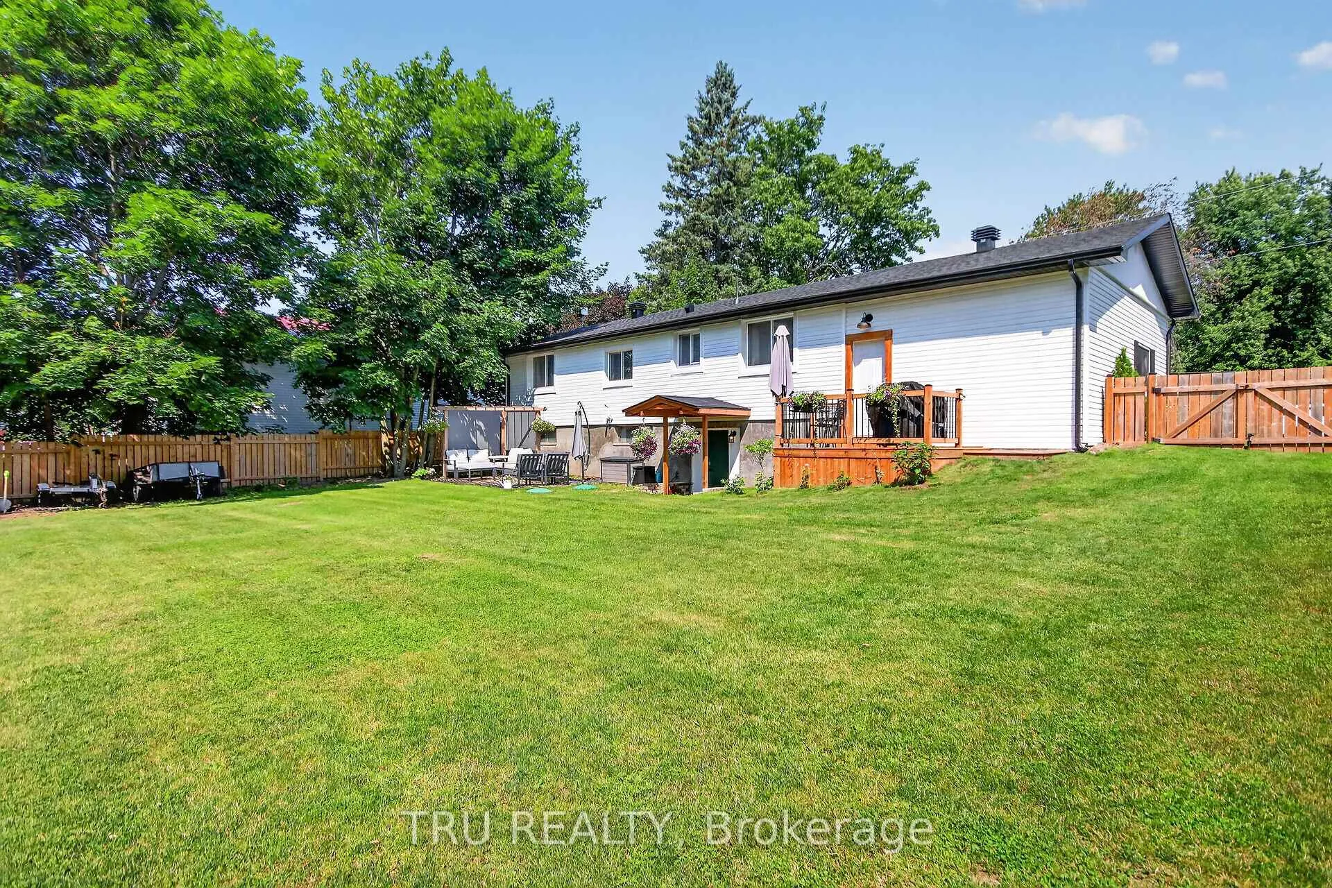 Photo 25 of 123 Main Street, North Dundas, North Dundas (Winchester) Twp — HOMEH