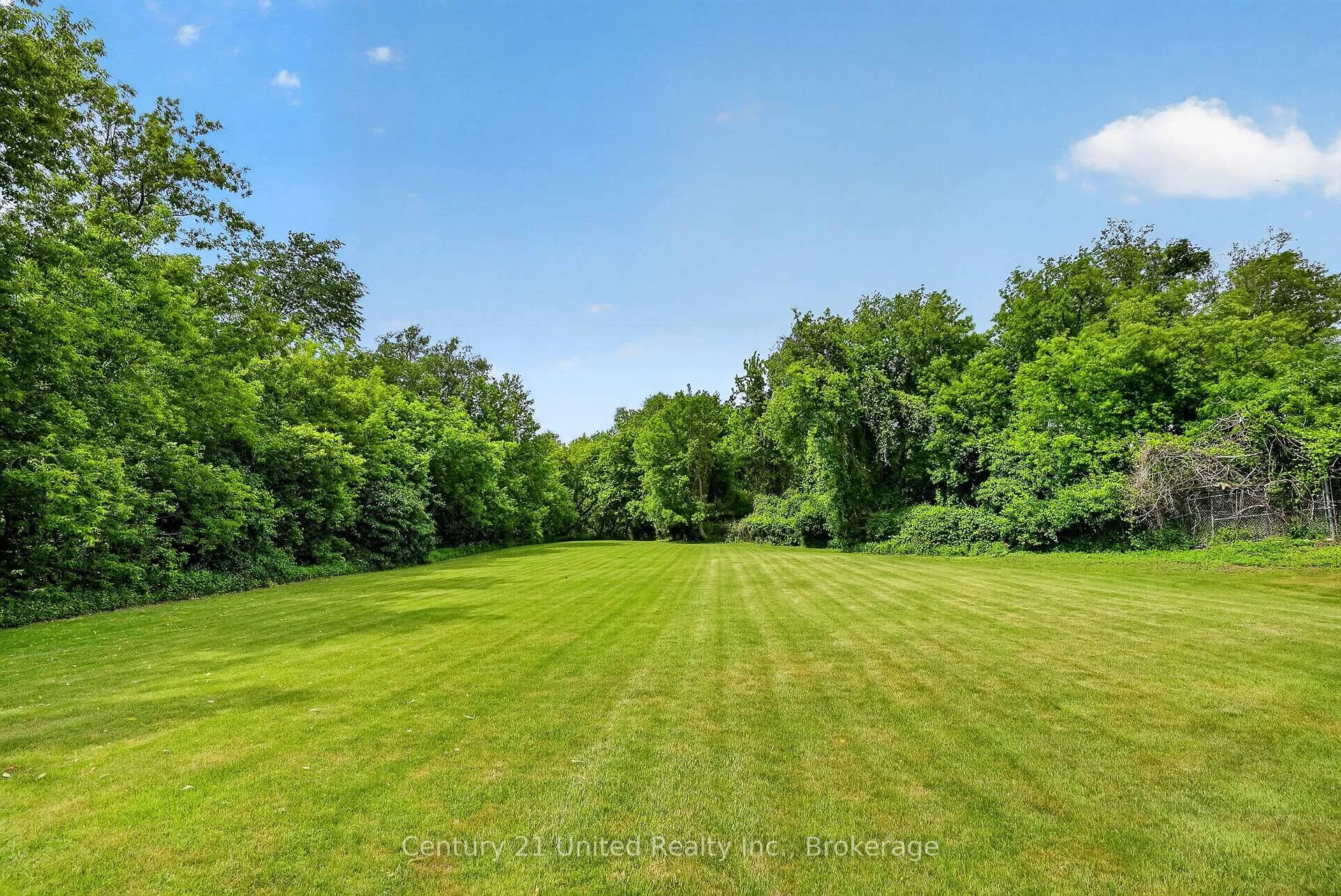 Photo 15 of 670 William Street, Cobourg — HOMEH