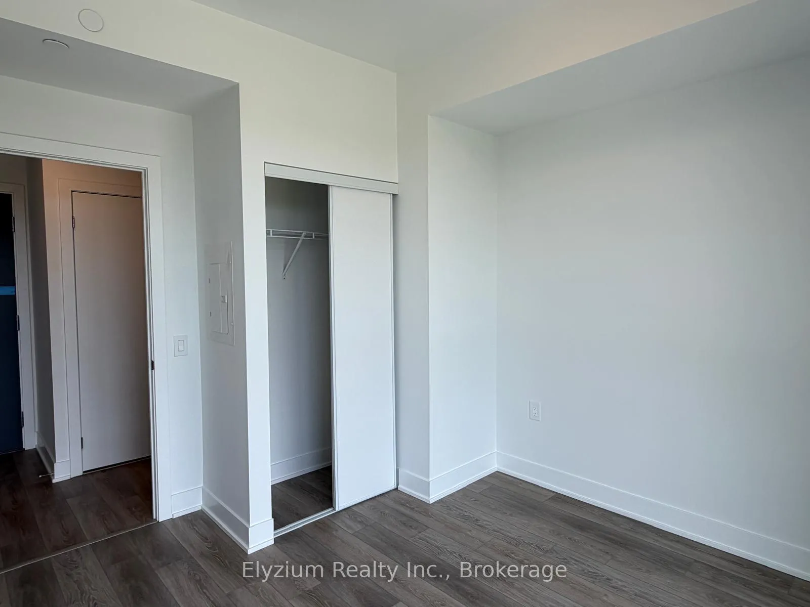 Photo 9 of Unit 1111, 2088 James Street, Burlington, Brant — HOMEH
