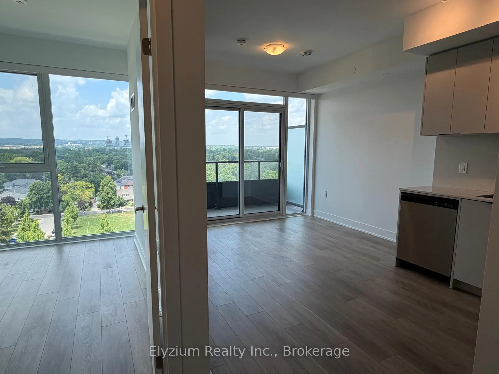 Photo 18 of Unit 1111, 2088 James Street, Burlington, Brant — HOMEH