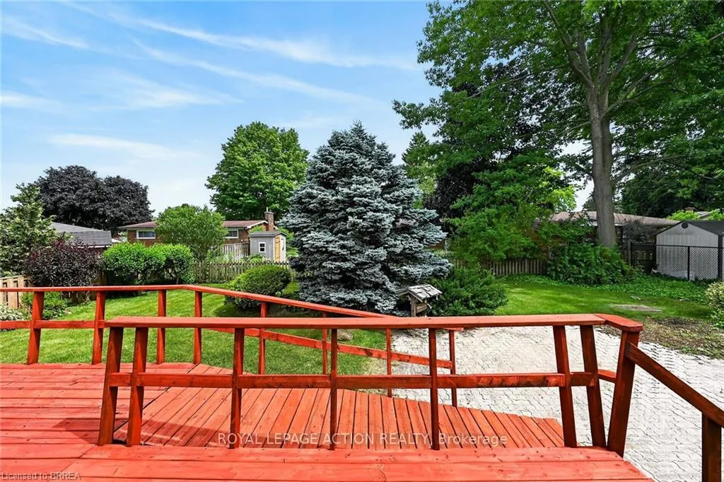 Photo 39 of 21 Brier Crescent, Brantford — HOMEH