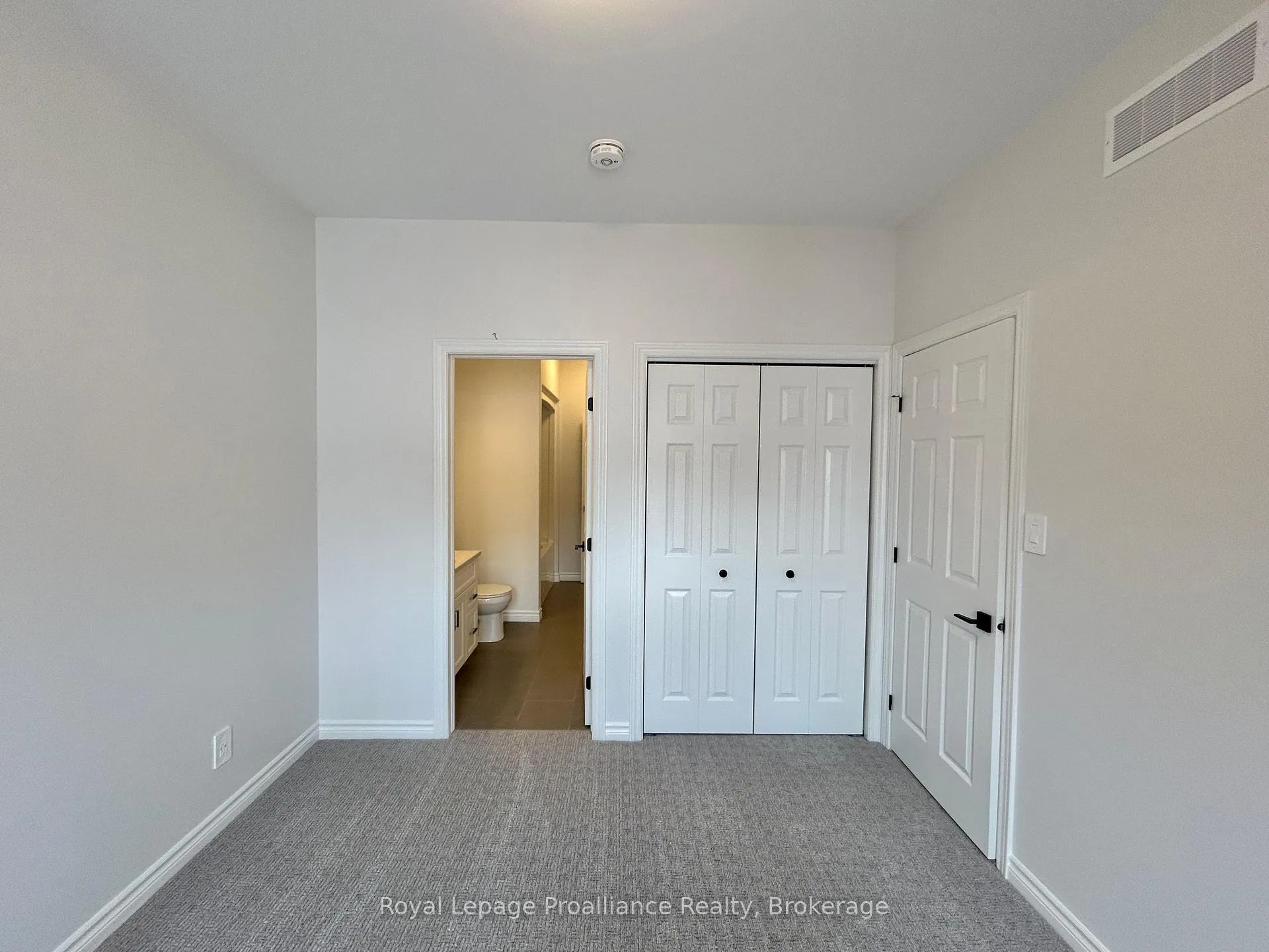 Photo 13 of 33 Athabaska Drive, Belleville, Thurlow Ward — HOMEH