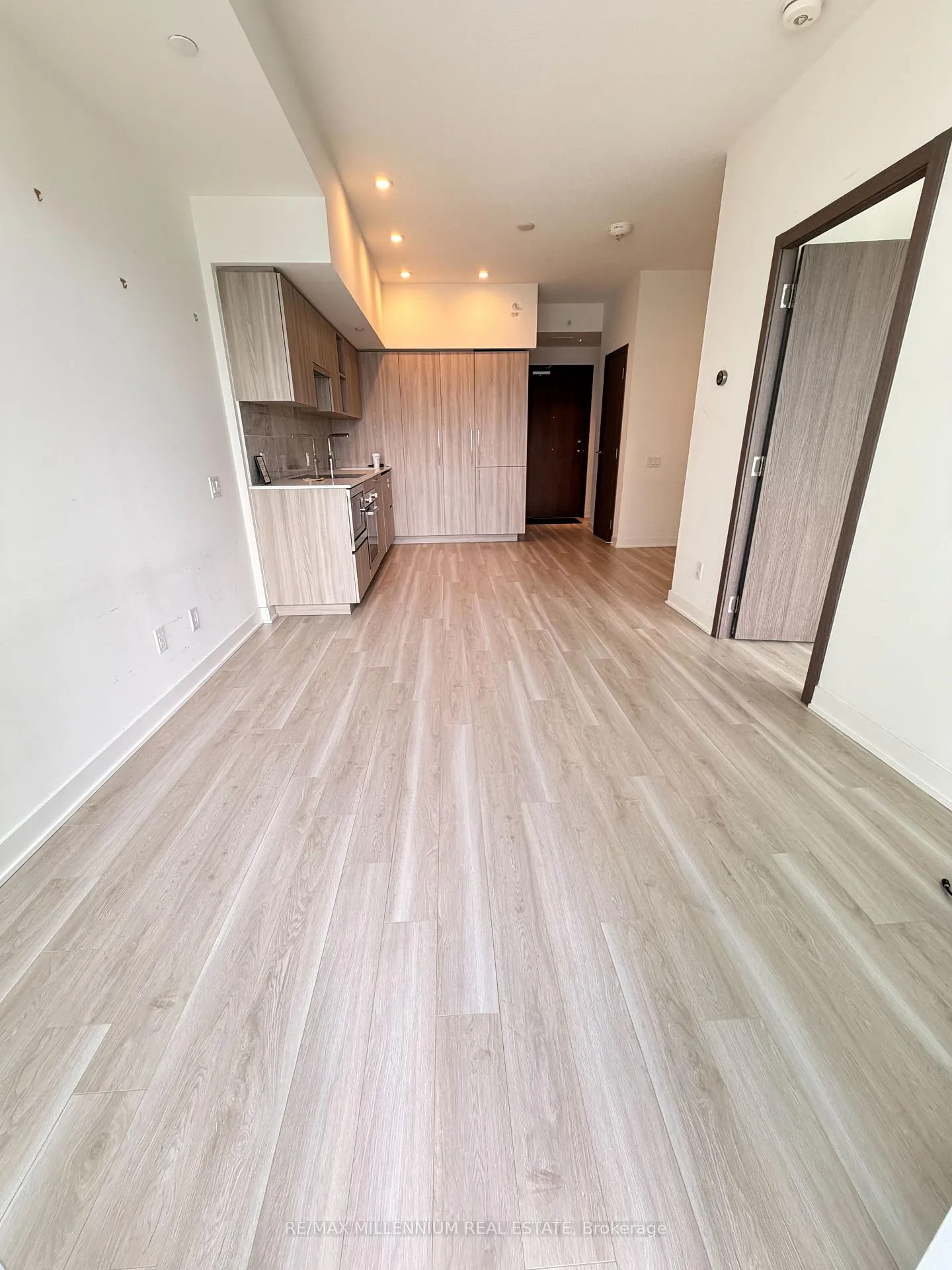 Photo 14 of Unit 2807, 19 Bathurst Street, Toronto, Waterfront Communities — HOMEH