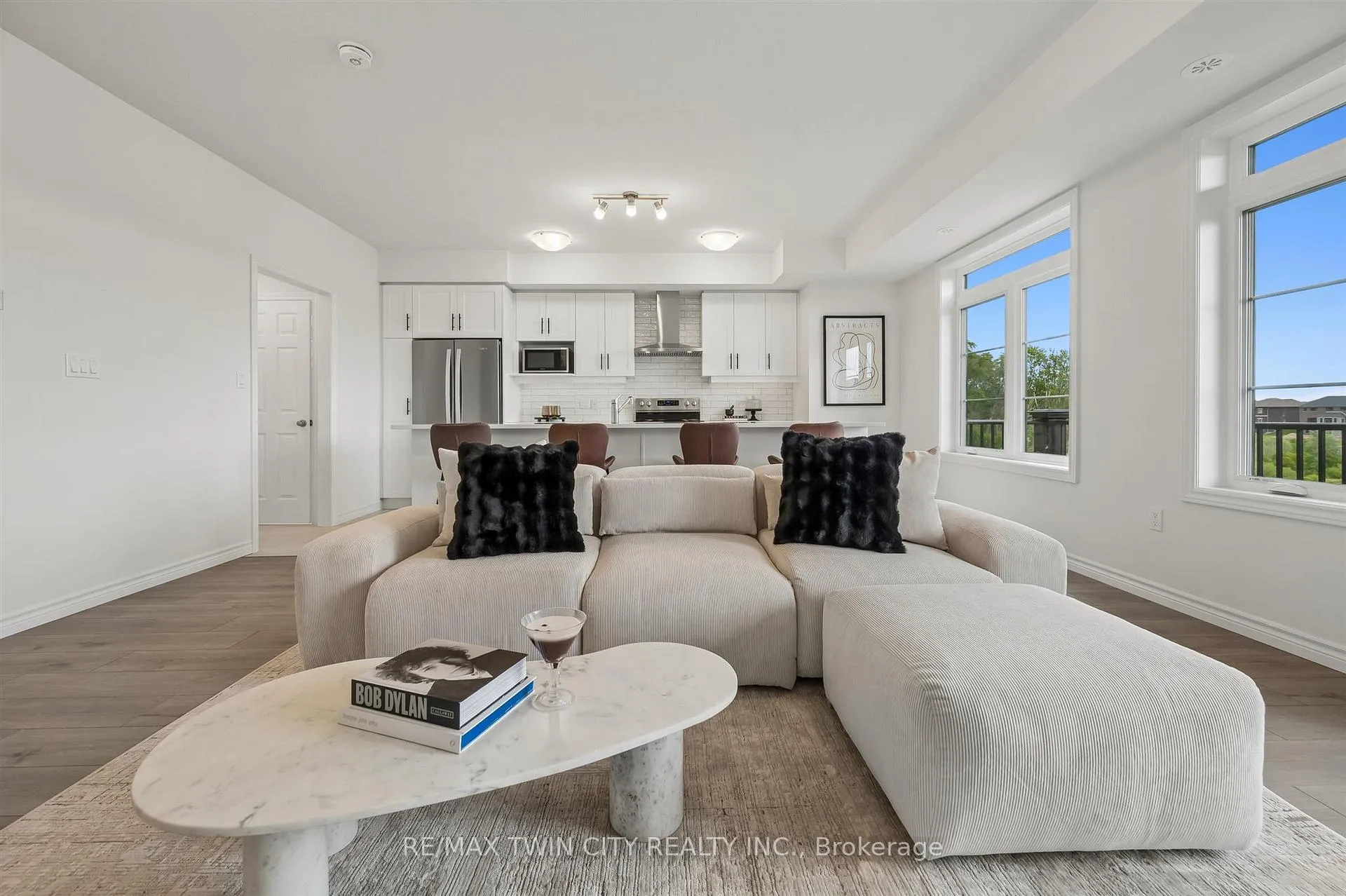 Photo 9 of 80 Lomond Lane, Kitchener, Huron Park — HOMEH