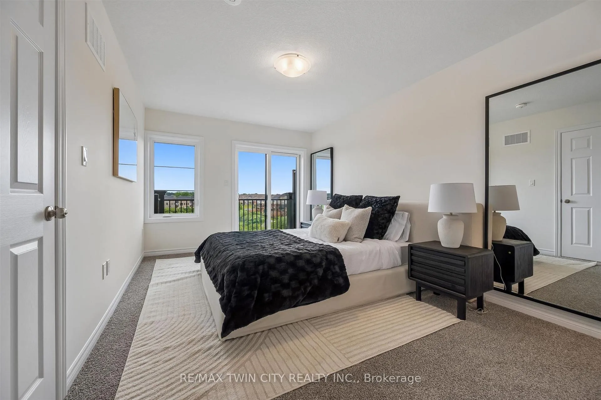 Photo 35 of 80 Lomond Lane, Kitchener, Huron Park — HOMEH