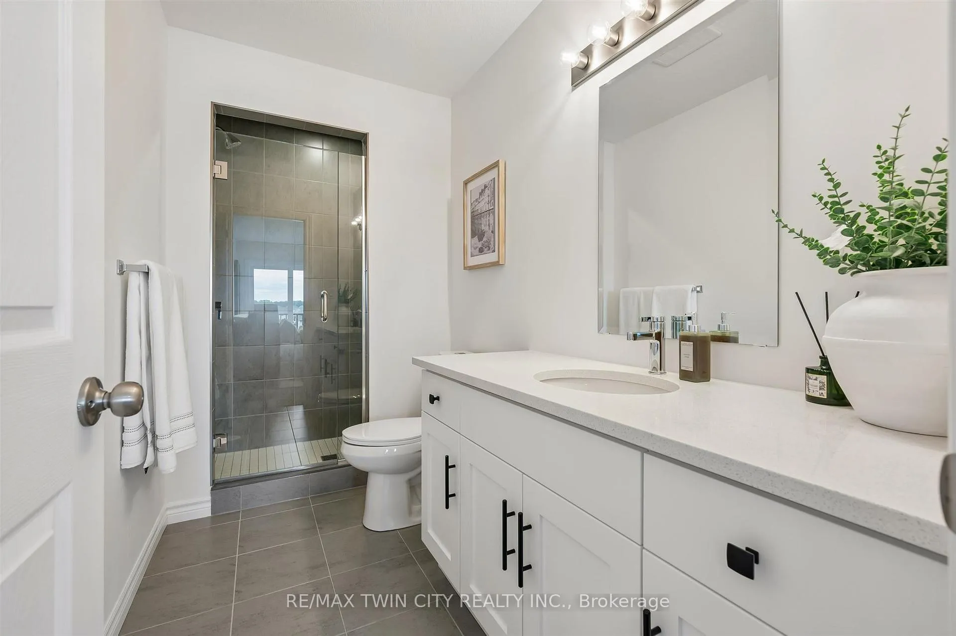 Photo 41 of 80 Lomond Lane, Kitchener, Huron Park — HOMEH