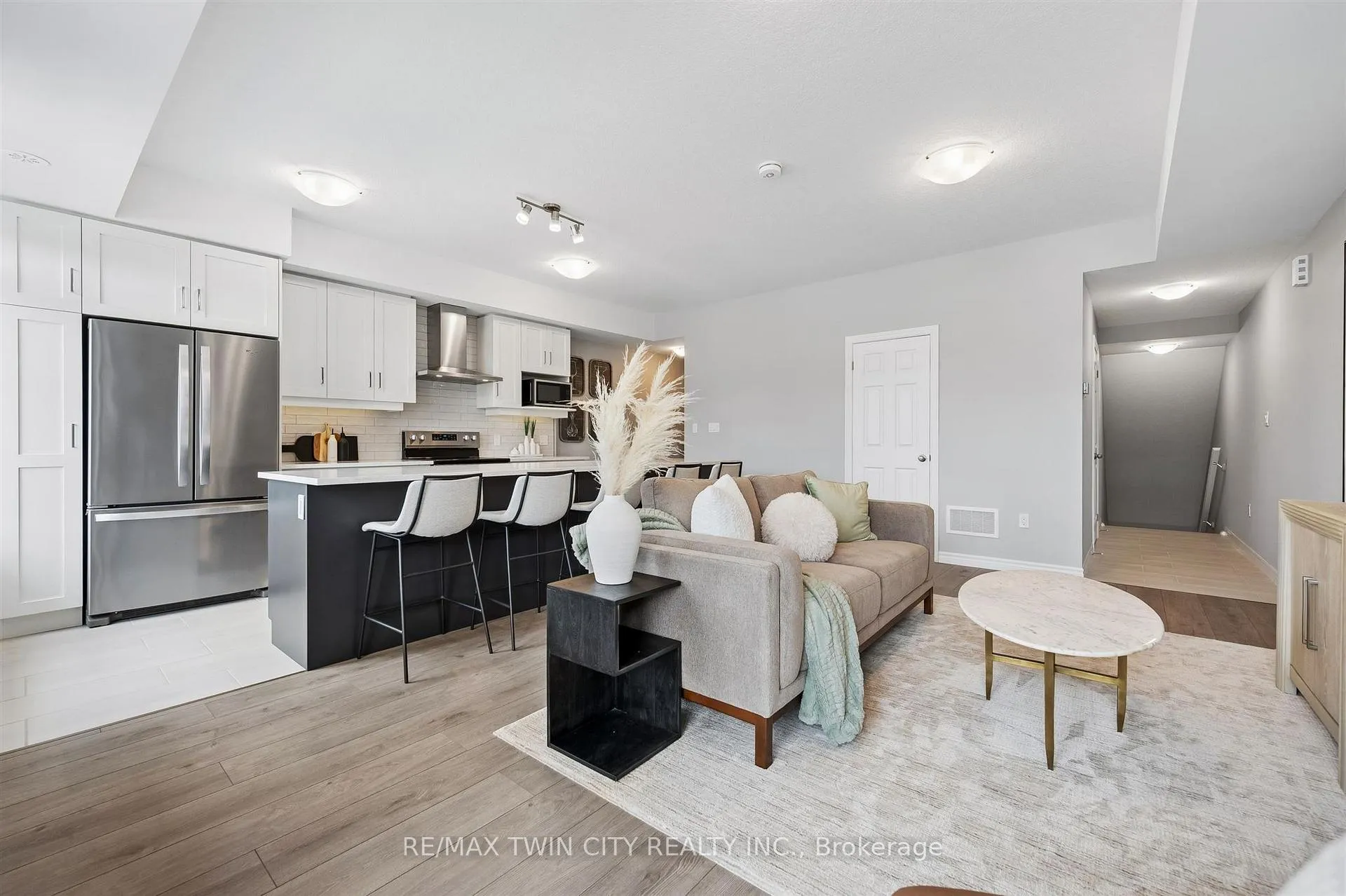 Photo 14 of 9 Lomond Lane, Kitchener, Huron Park — HOMEH