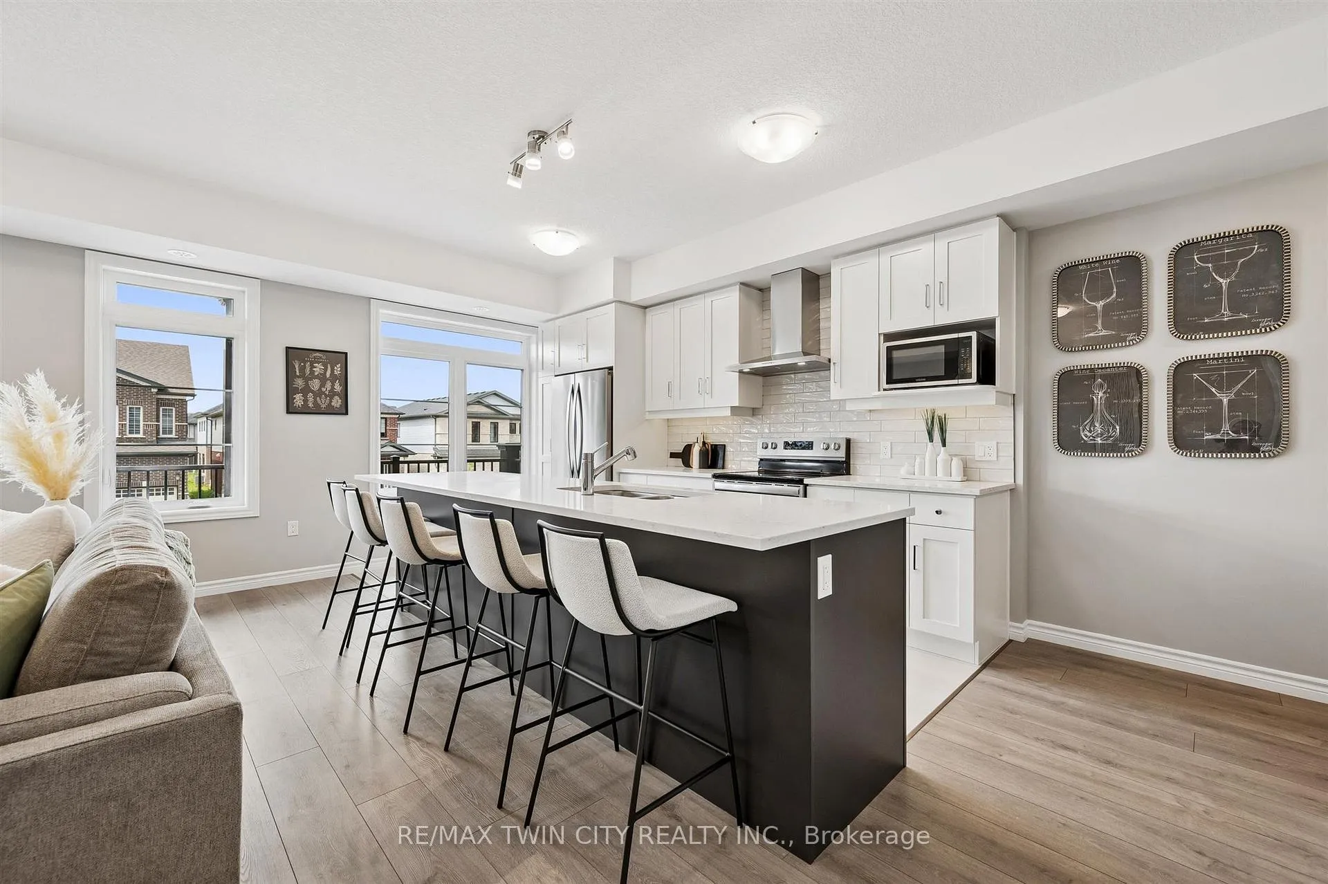 Photo 19 of 9 Lomond Lane, Kitchener, Huron Park — HOMEH