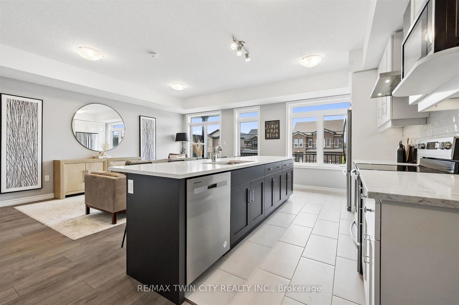 Photo 21 of 9 Lomond Lane, Kitchener, Huron Park — HOMEH