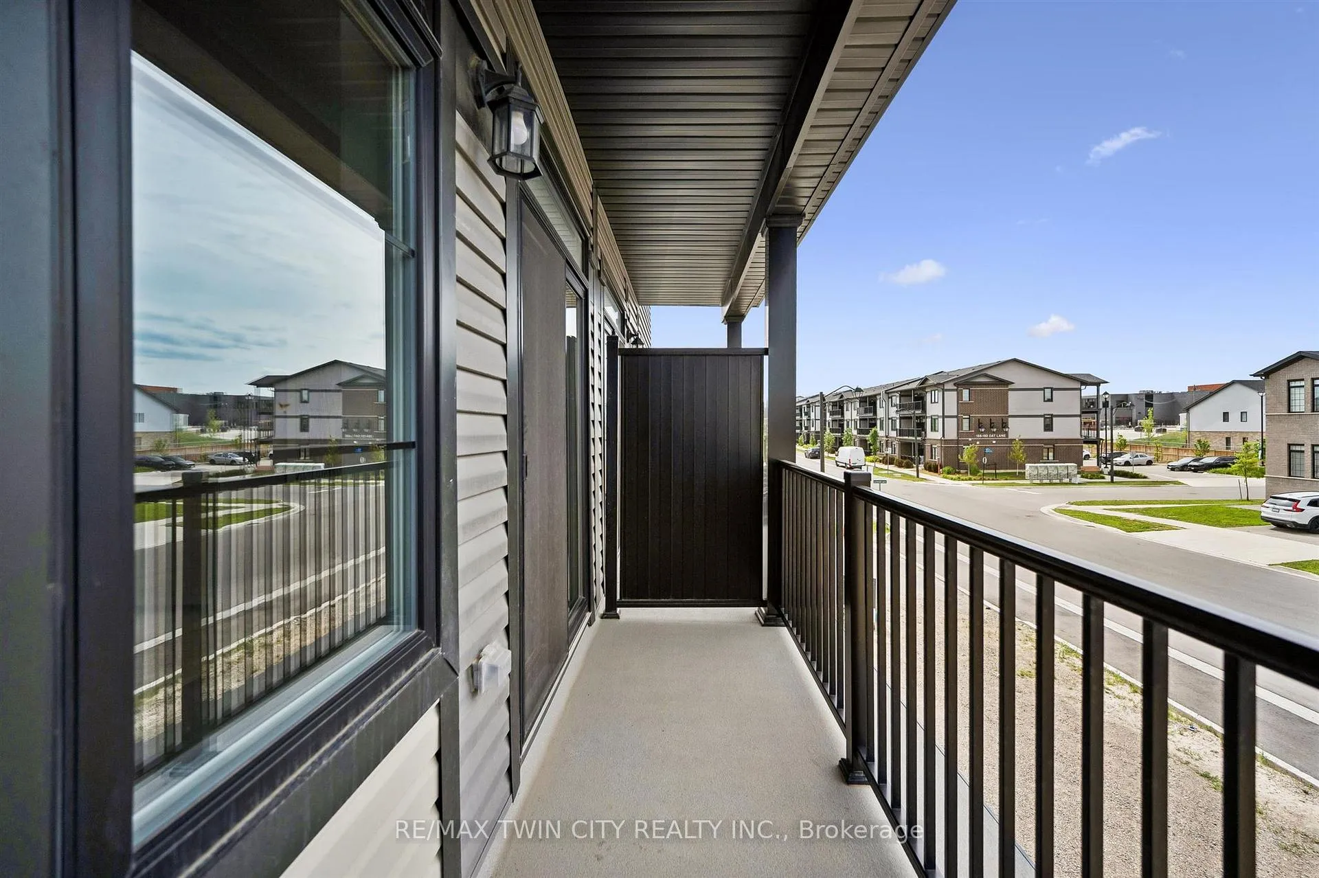 Photo 27 of 9 Lomond Lane, Kitchener, Huron Park — HOMEH
