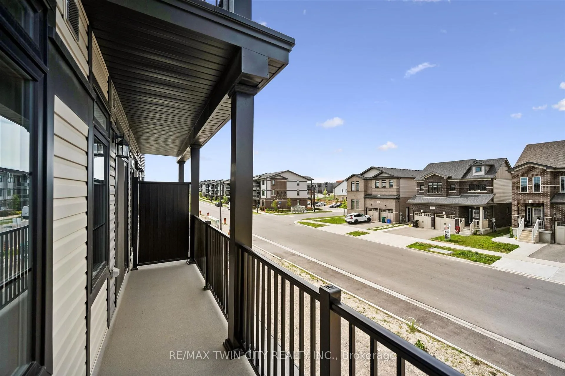 Photo 28 of 9 Lomond Lane, Kitchener, Huron Park — HOMEH