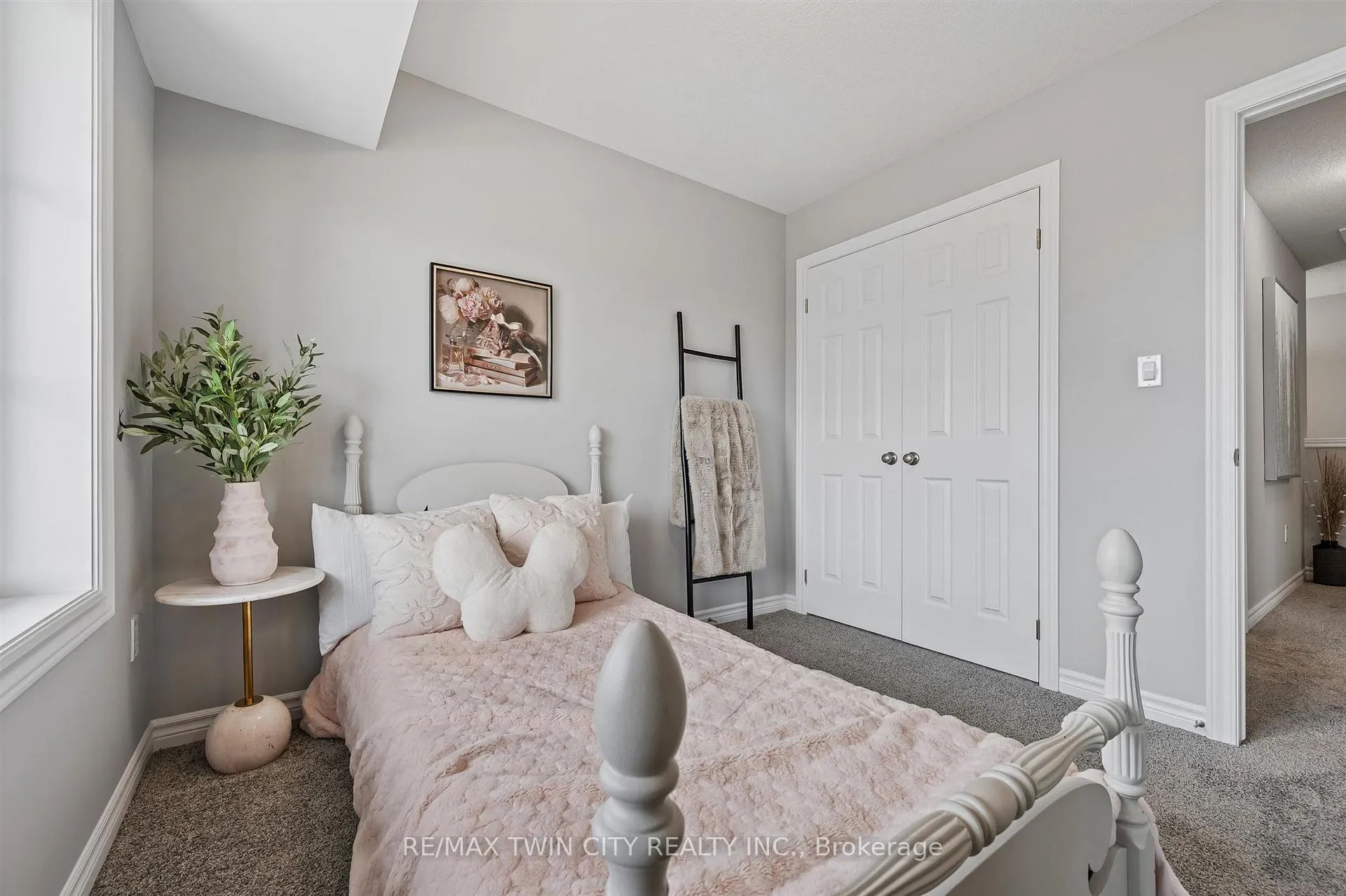 Photo 39 of 9 Lomond Lane, Kitchener, Huron Park — HOMEH
