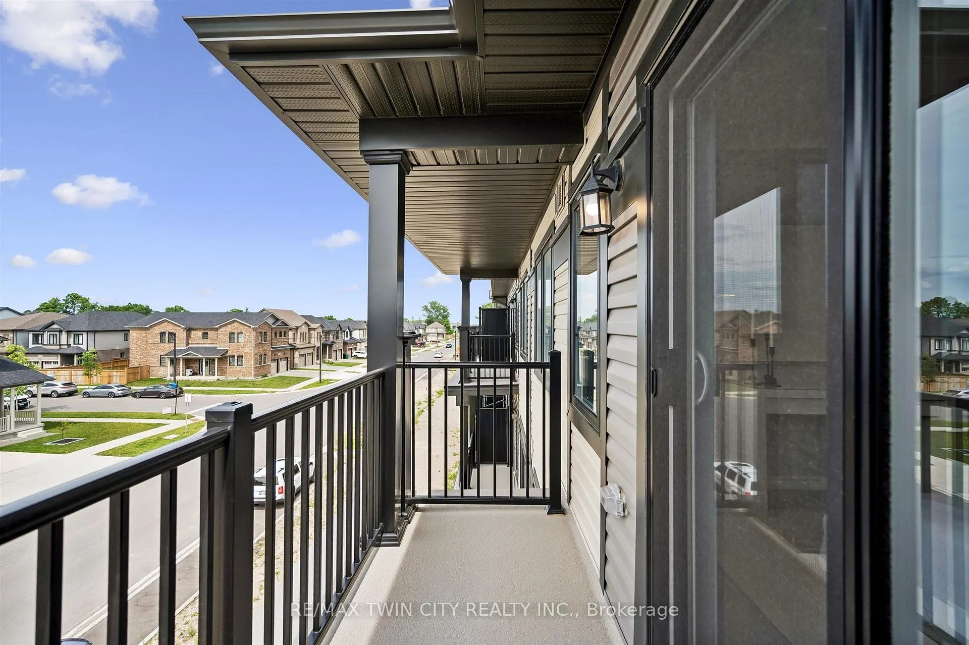 Photo 44 of 9 Lomond Lane, Kitchener, Huron Park — HOMEH