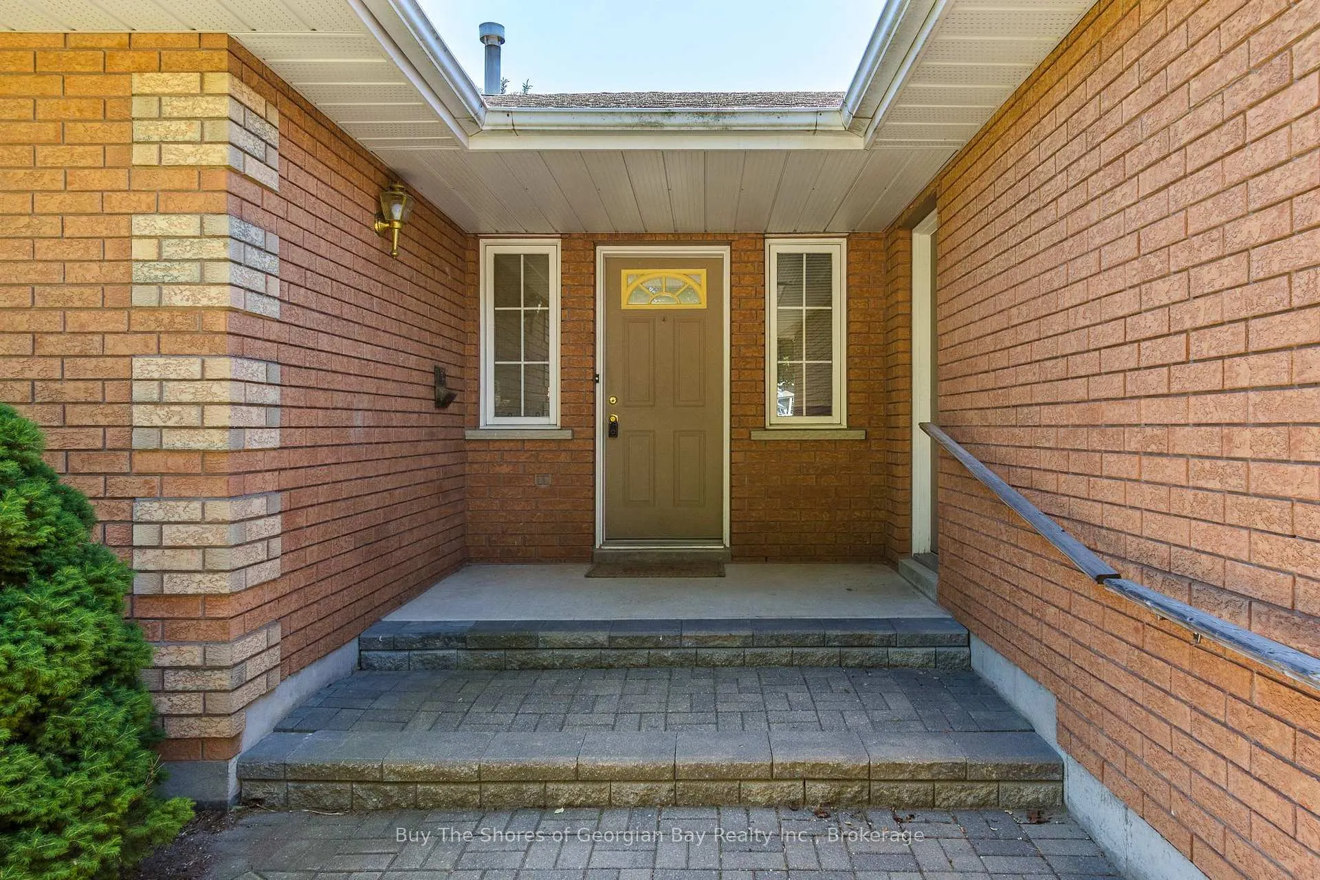 Photo 4 of 208 Margaret Street, Midland — HOMEH