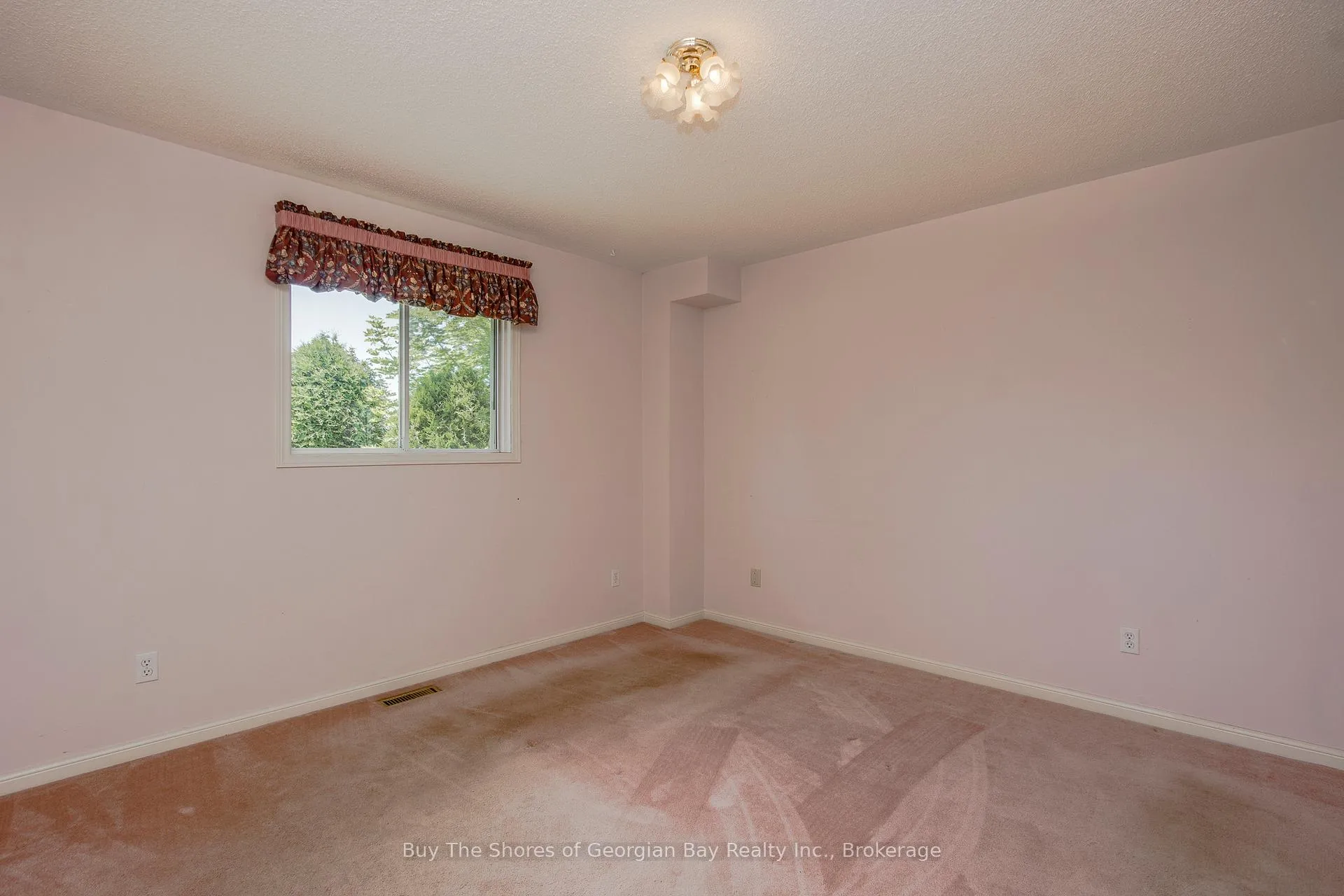 Photo 13 of 208 Margaret Street, Midland — HOMEH