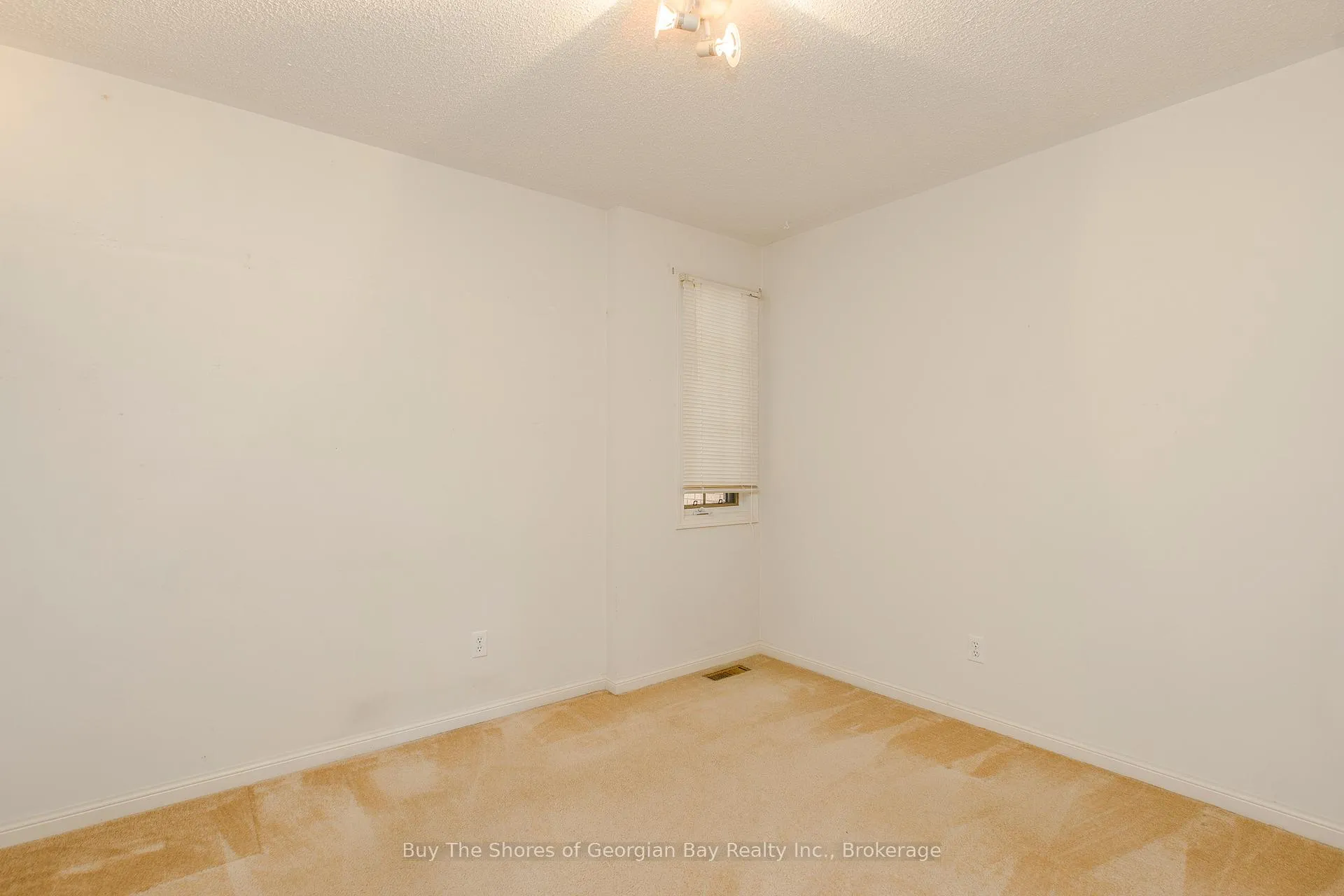 Photo 18 of 208 Margaret Street, Midland — HOMEH