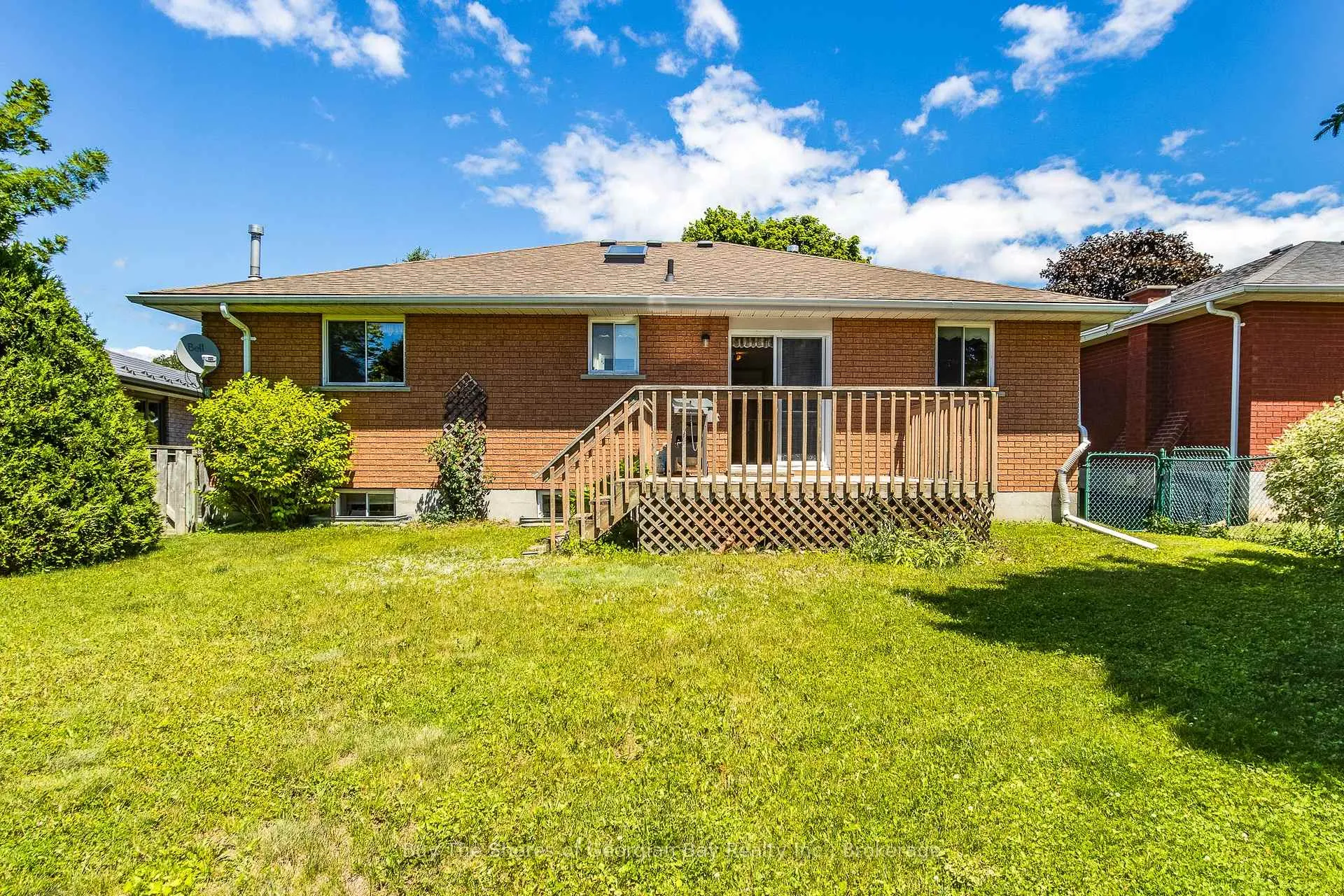 Photo 31 of 208 Margaret Street, Midland — HOMEH