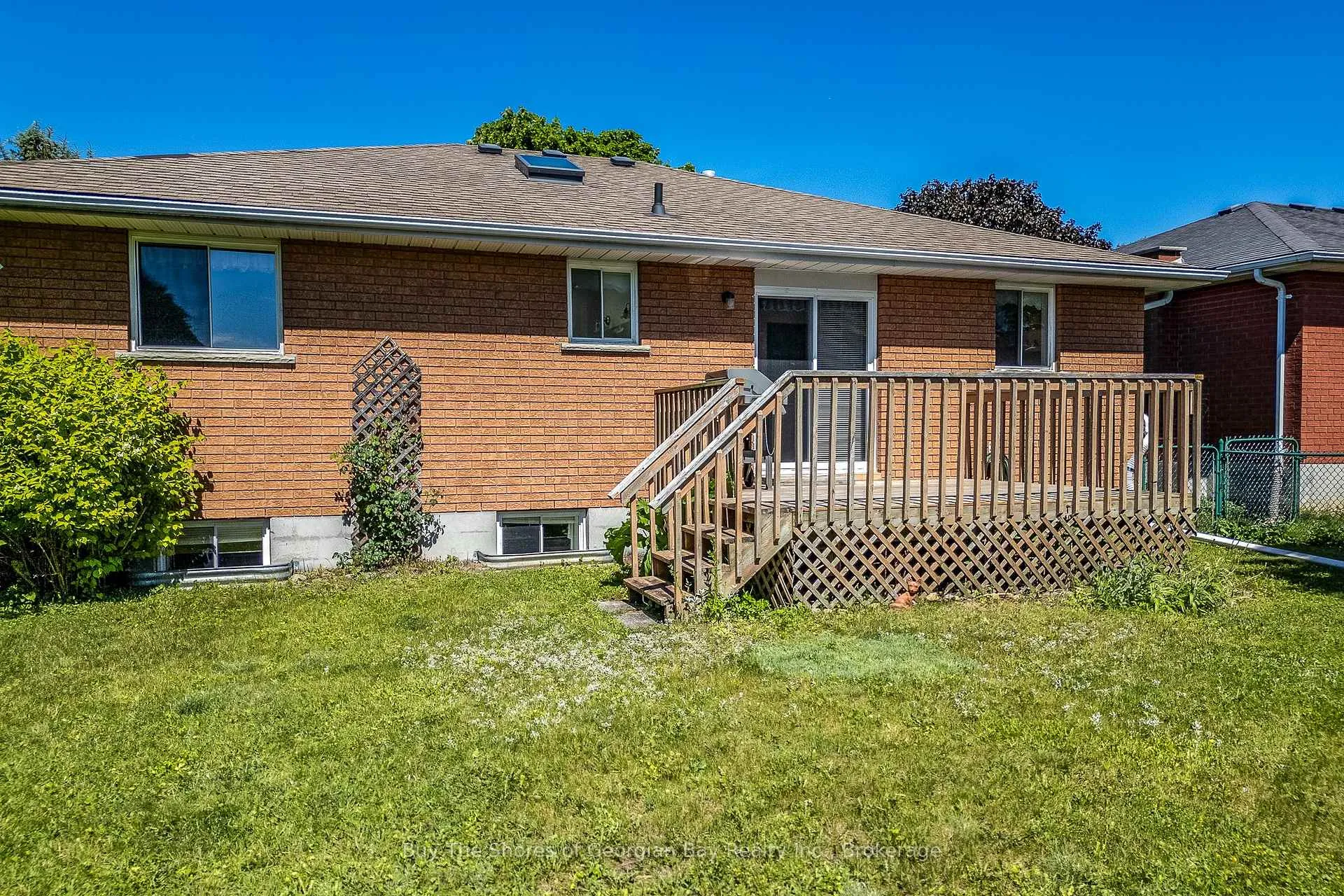 Photo 32 of 208 Margaret Street, Midland — HOMEH