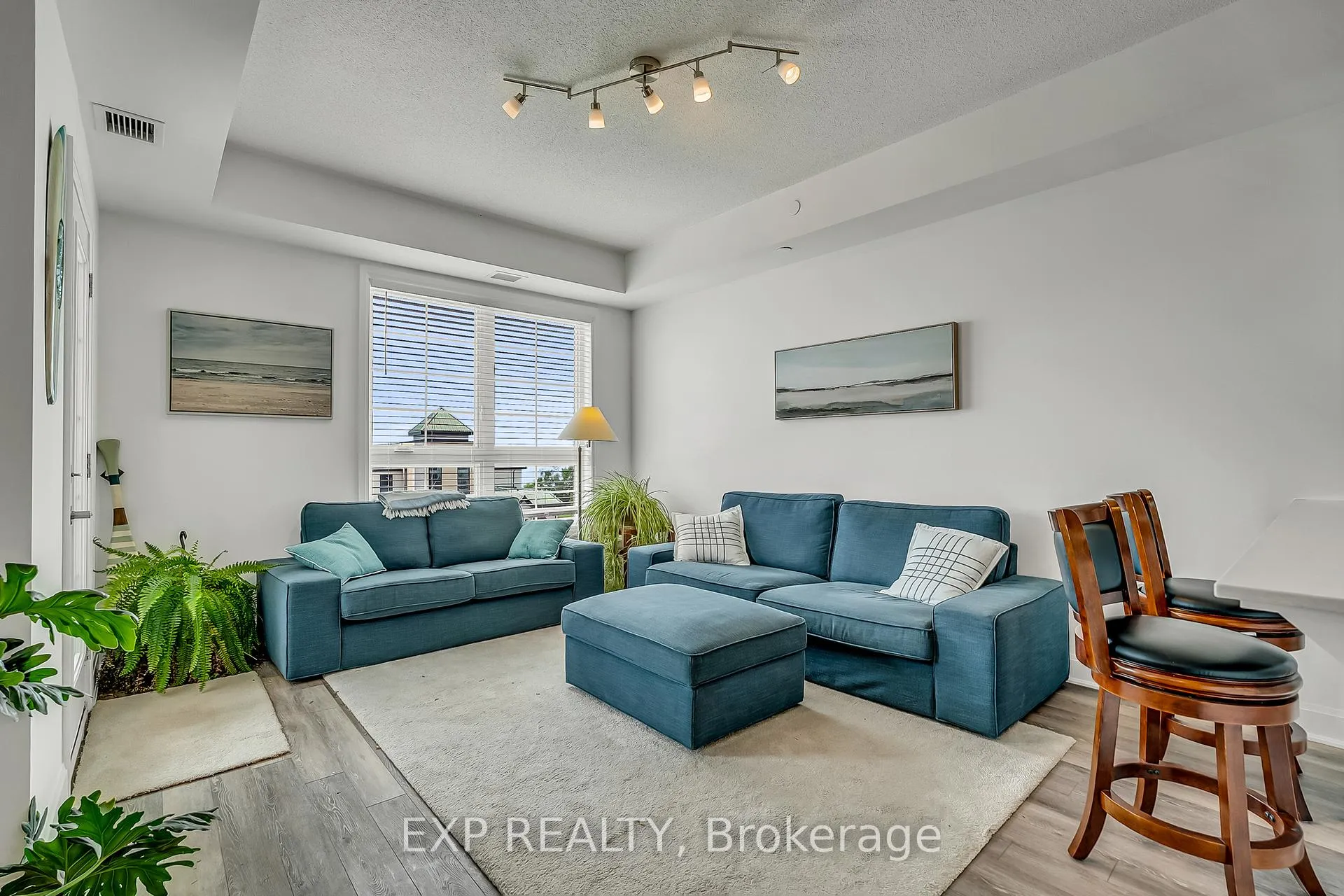 Photo 14 of Unit 415, 50 Lakebreeze Drive, Clarington, Newcastle — HOMEH