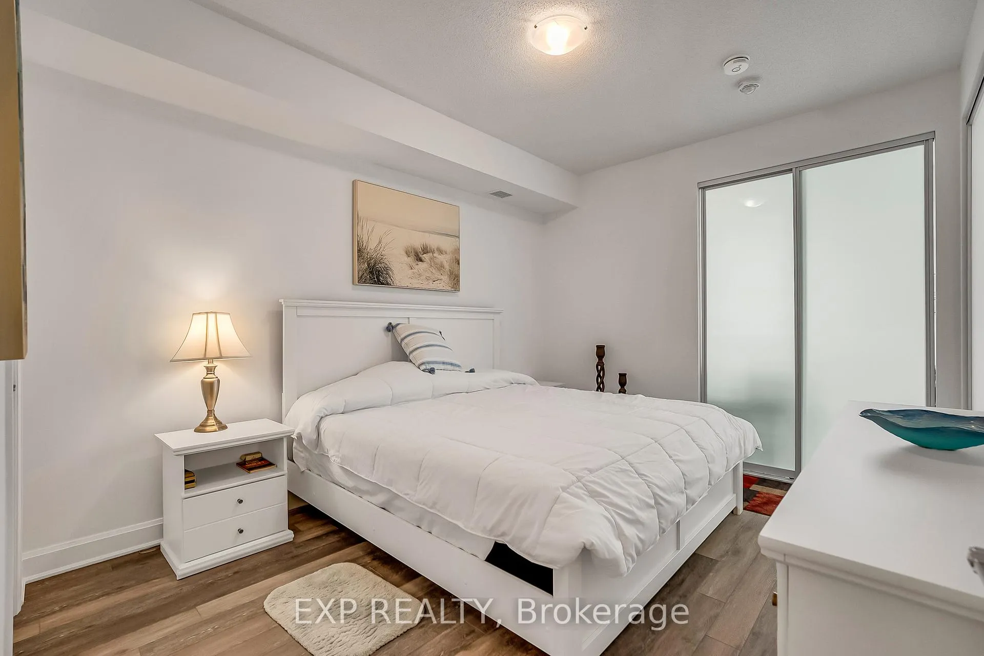 Photo 23 of Unit 415, 50 Lakebreeze Drive, Clarington, Newcastle — HOMEH