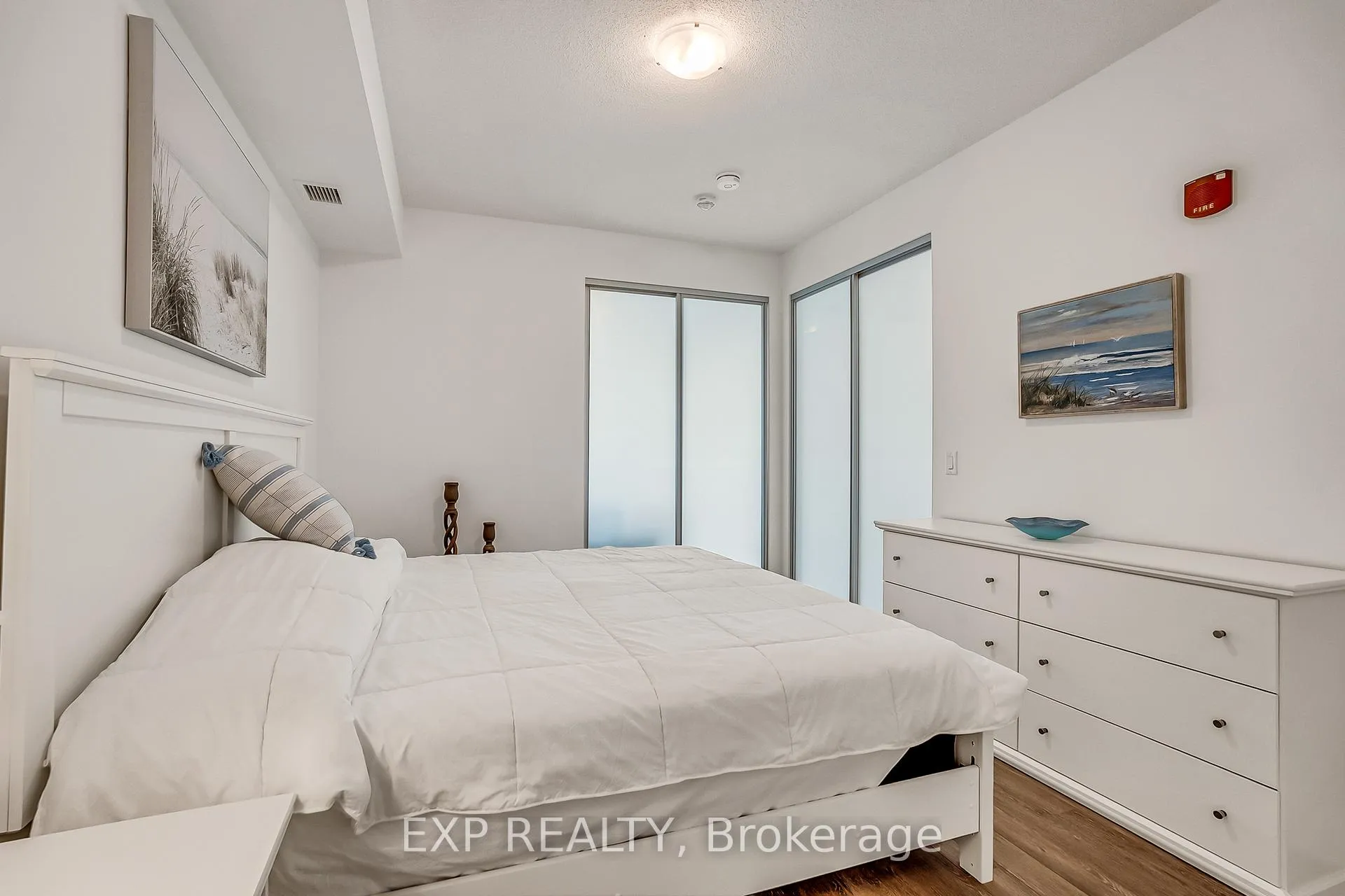 Photo 24 of Unit 415, 50 Lakebreeze Drive, Clarington, Newcastle — HOMEH