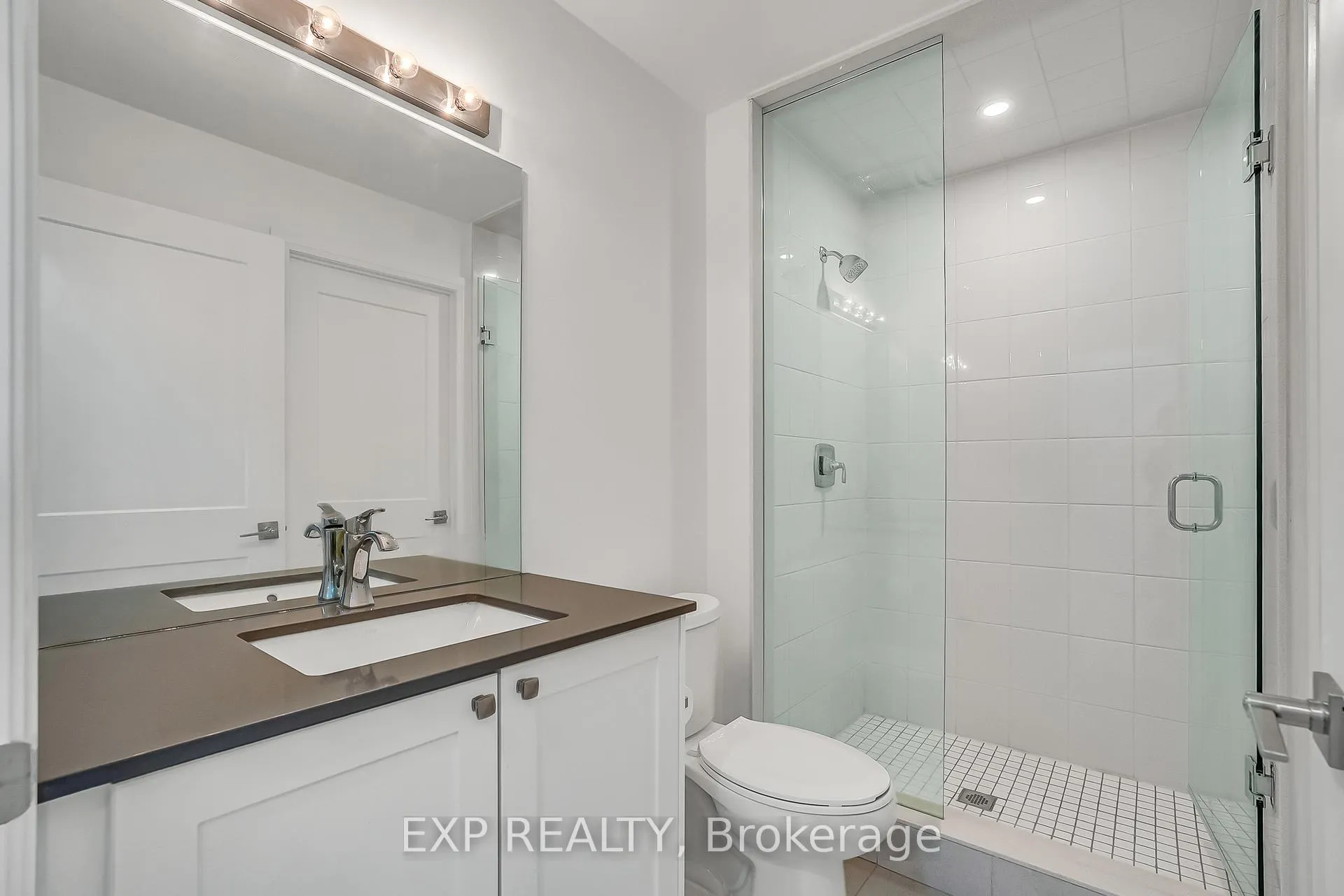 Photo 28 of Unit 415, 50 Lakebreeze Drive, Clarington, Newcastle — HOMEH