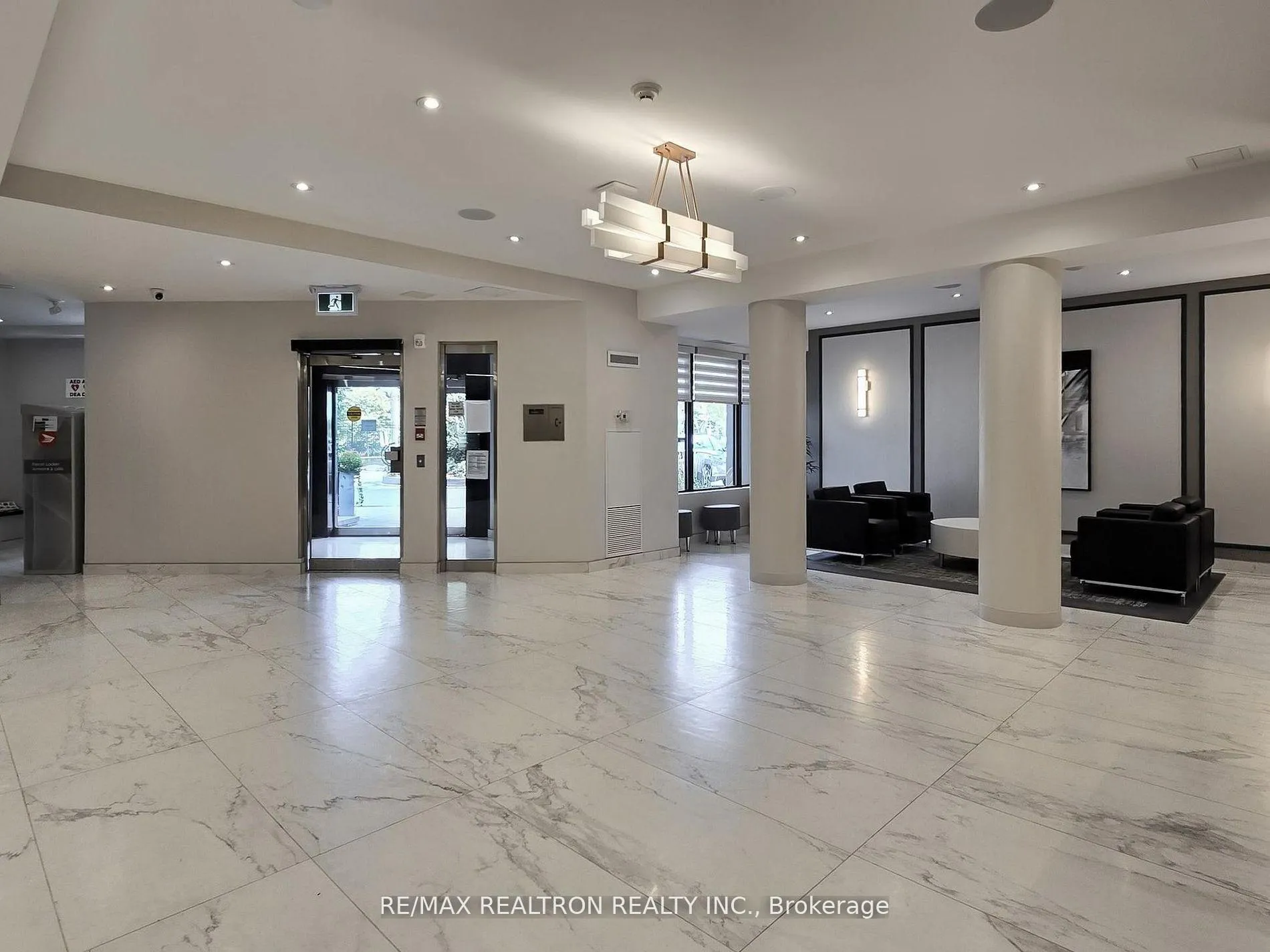 Photo 3 of Unit 1111, 7460 Bathurst Street, Vaughan, Brownridge — HOMEH