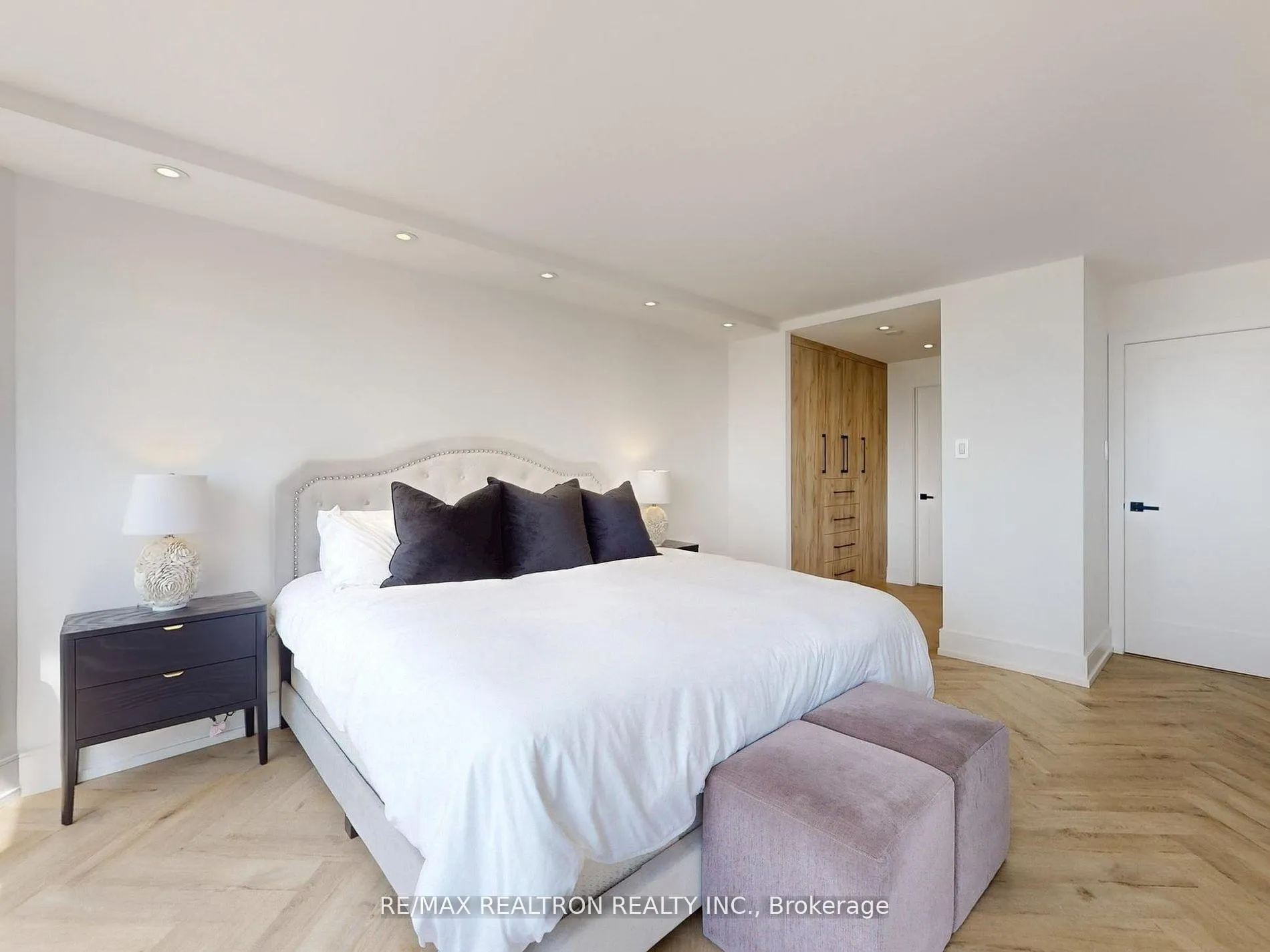 Photo 13 of Unit 1111, 7460 Bathurst Street, Vaughan, Brownridge — HOMEH