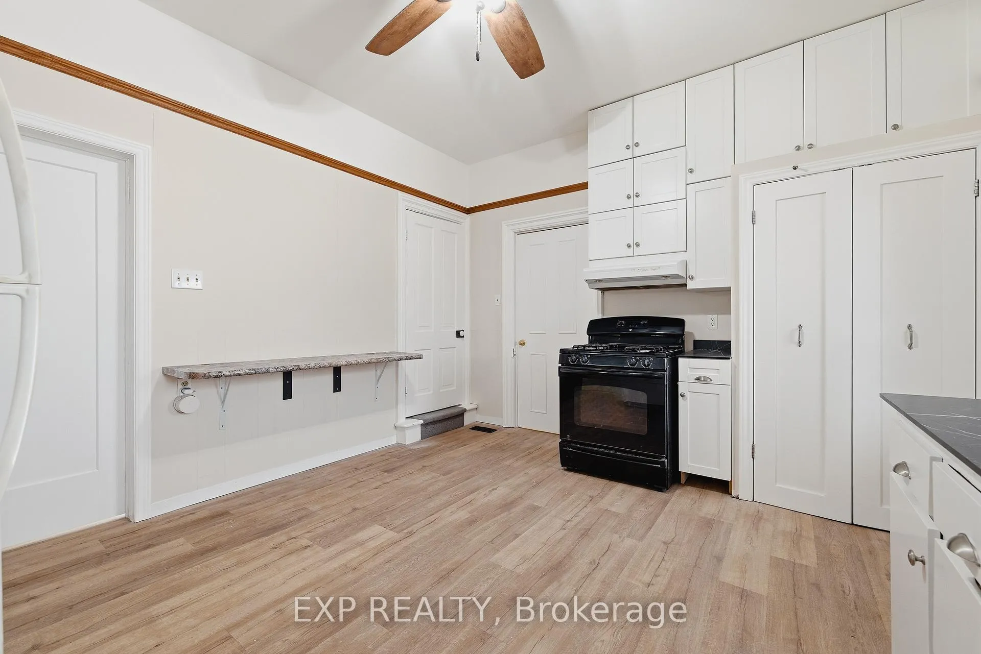 Photo 4 of 19 Adam Street, Huron East, Seaforth — HOMEH