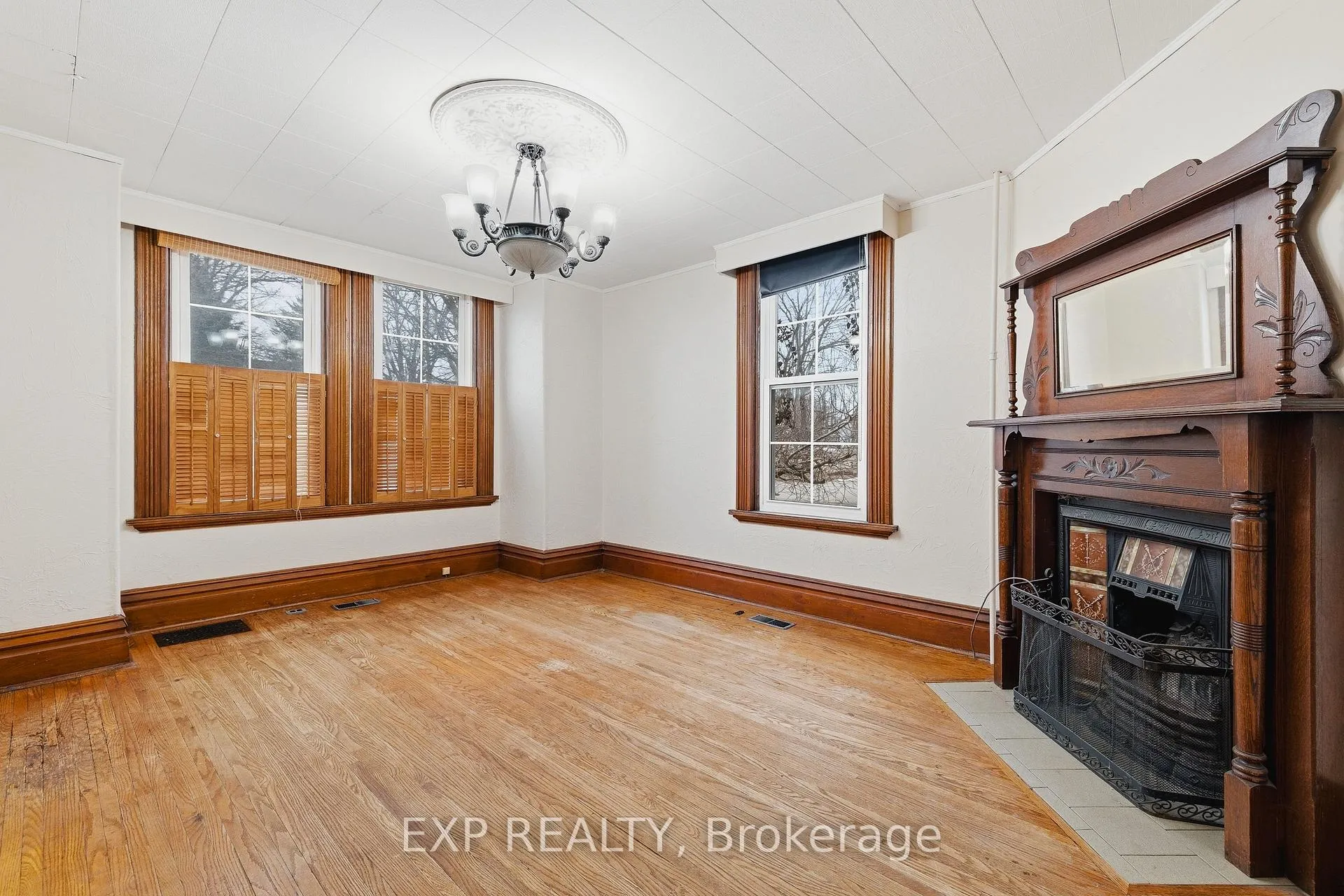 Photo 10 of 19 Adam Street, Huron East, Seaforth — HOMEH