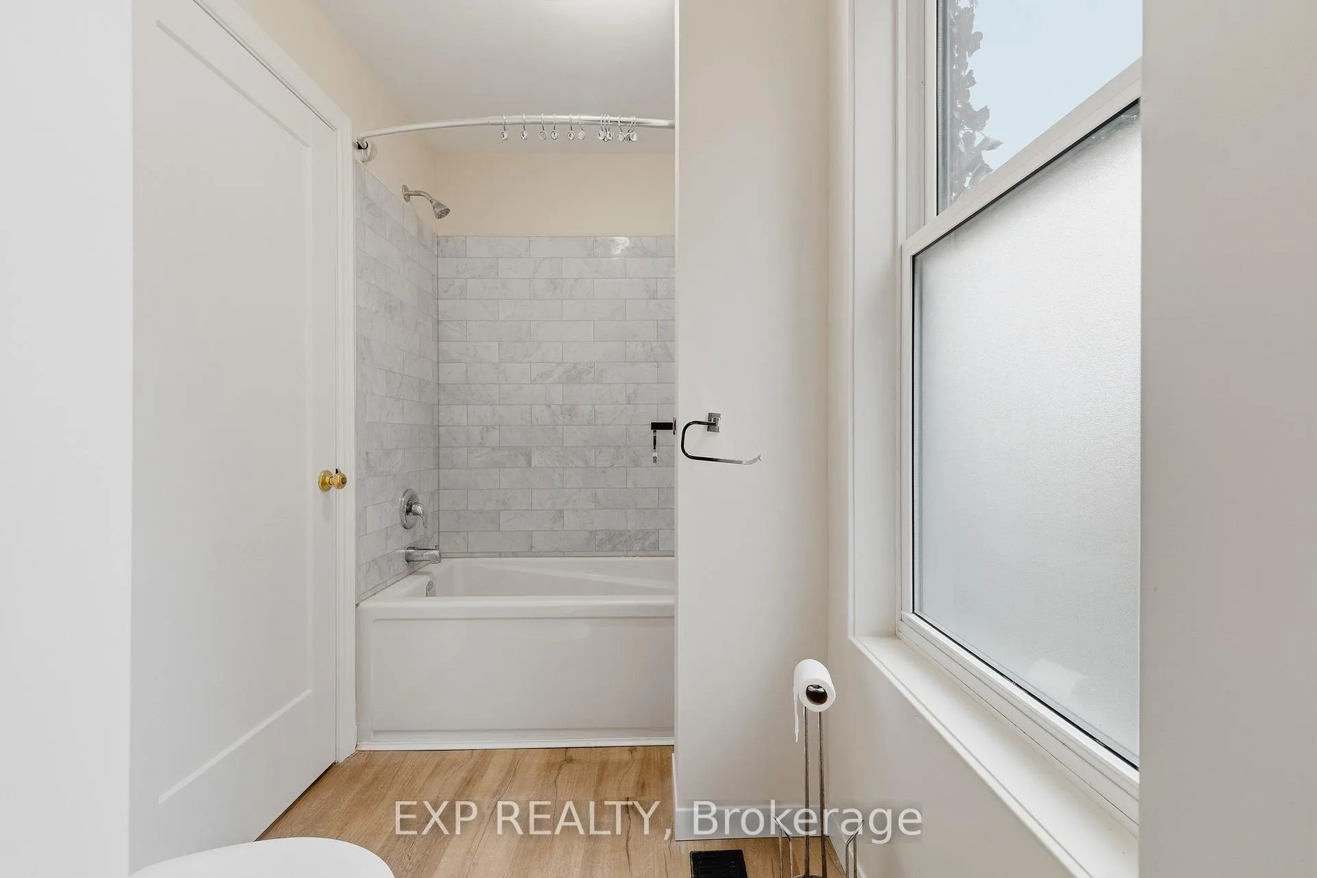 Photo 13 of 19 Adam Street, Huron East, Seaforth — HOMEH