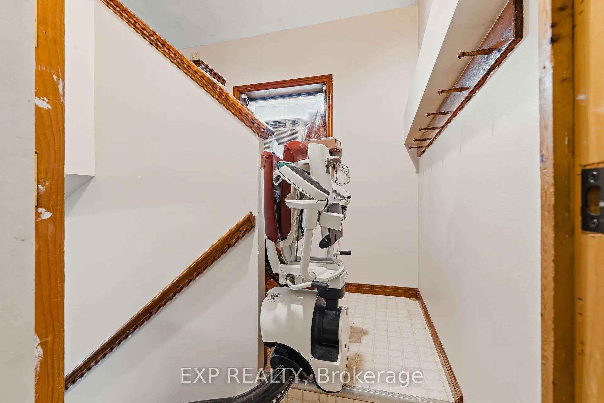 Photo 24 of 19 Adam Street, Huron East, Seaforth — HOMEH