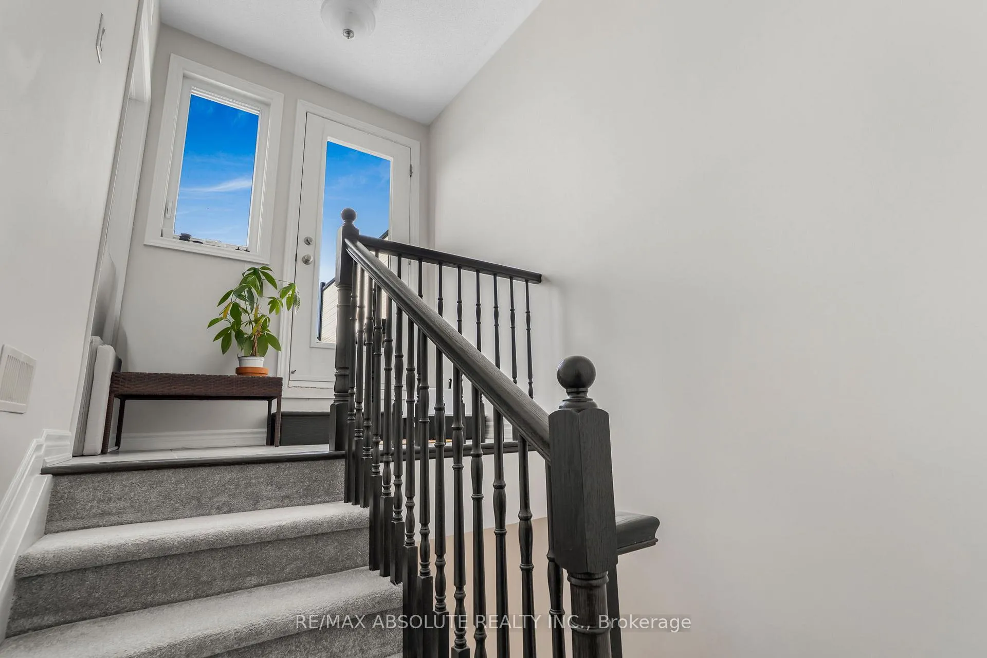 Photo 20 of 605 Makwa Private, Ottawa, CFB Rockcliffe and Area — HOMEH