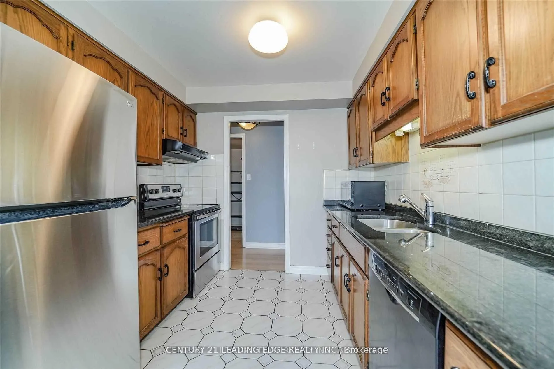 Photo 28 of Unit 8A, 67 Caroline Street S, Hamilton, Durand — HOMEH
