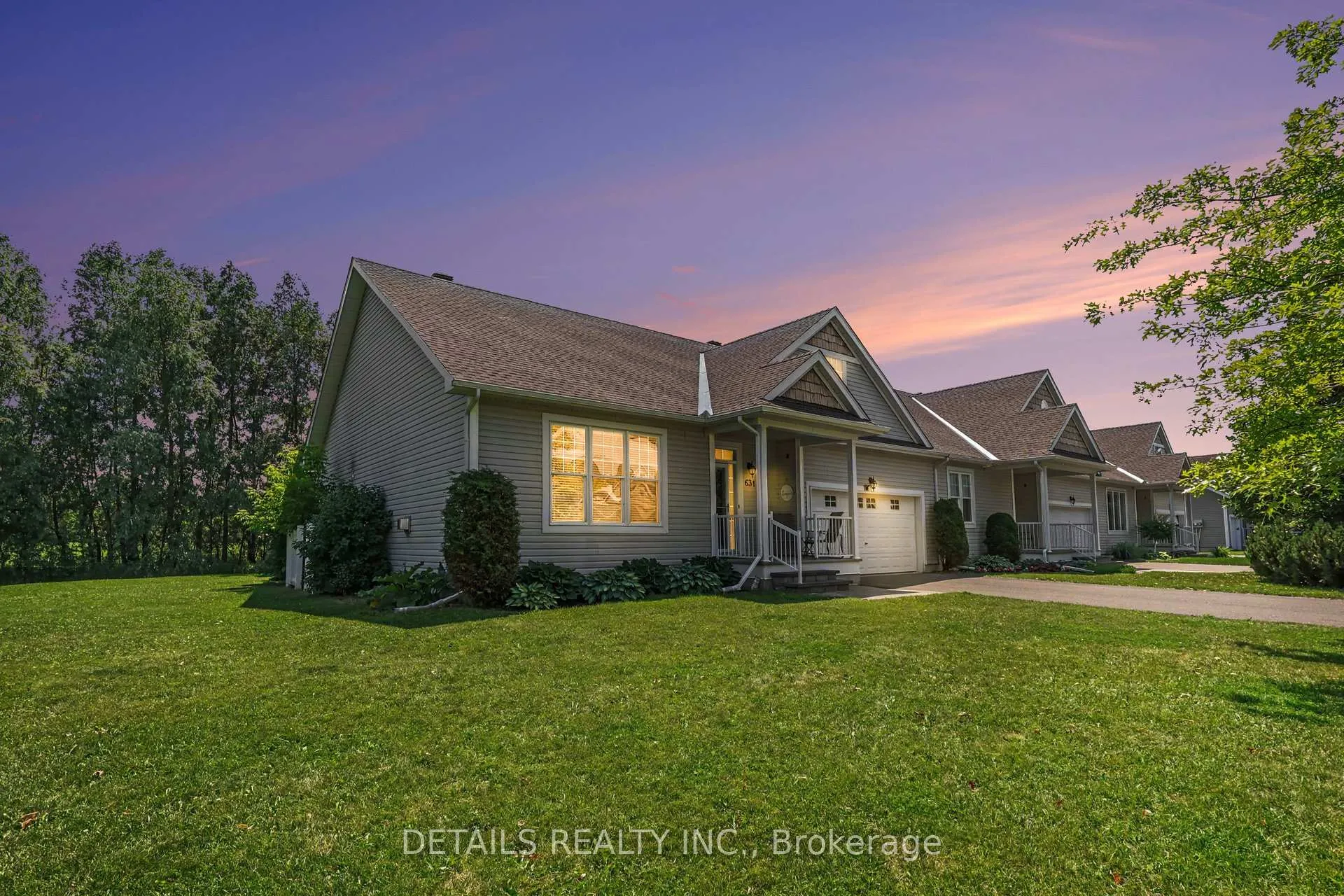Photo 3 of 631 Country Trail, Ottawa, Carlsbad Springs — HOMEH