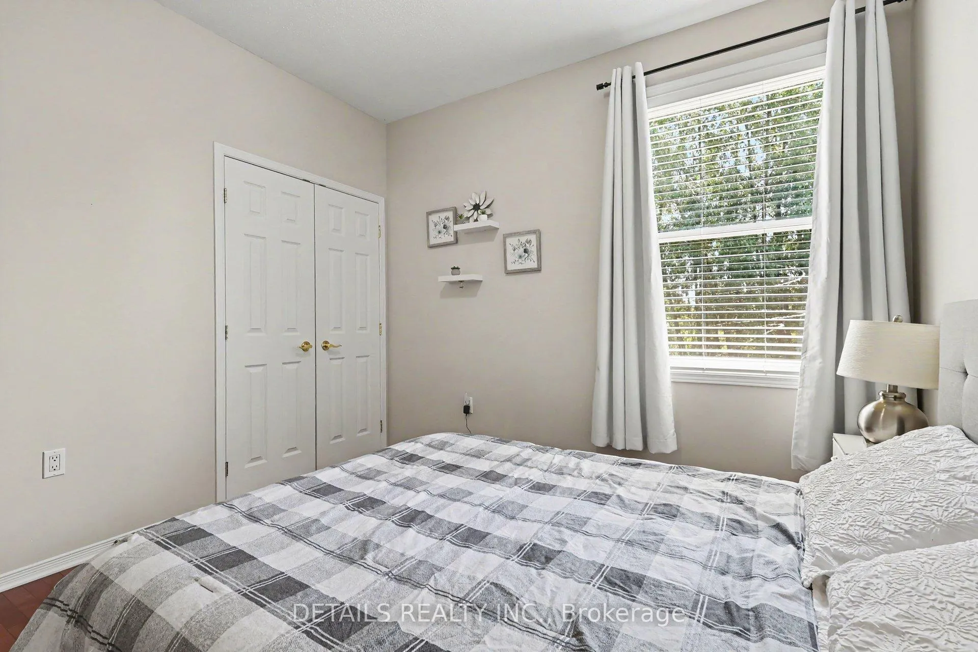 Photo 19 of 631 Country Trail, Ottawa, Carlsbad Springs — HOMEH