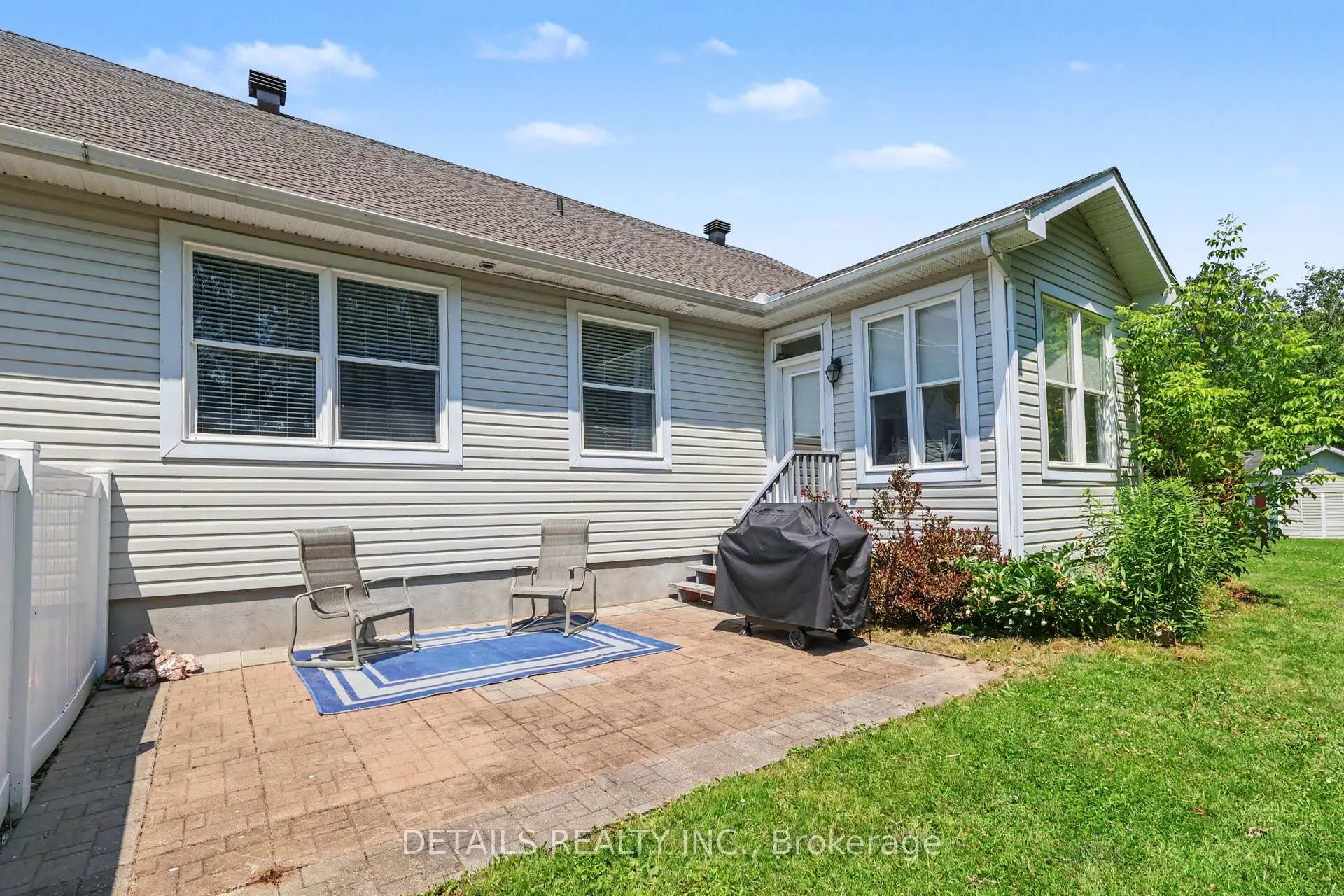 Photo 26 of 631 Country Trail, Ottawa, Carlsbad Springs — HOMEH