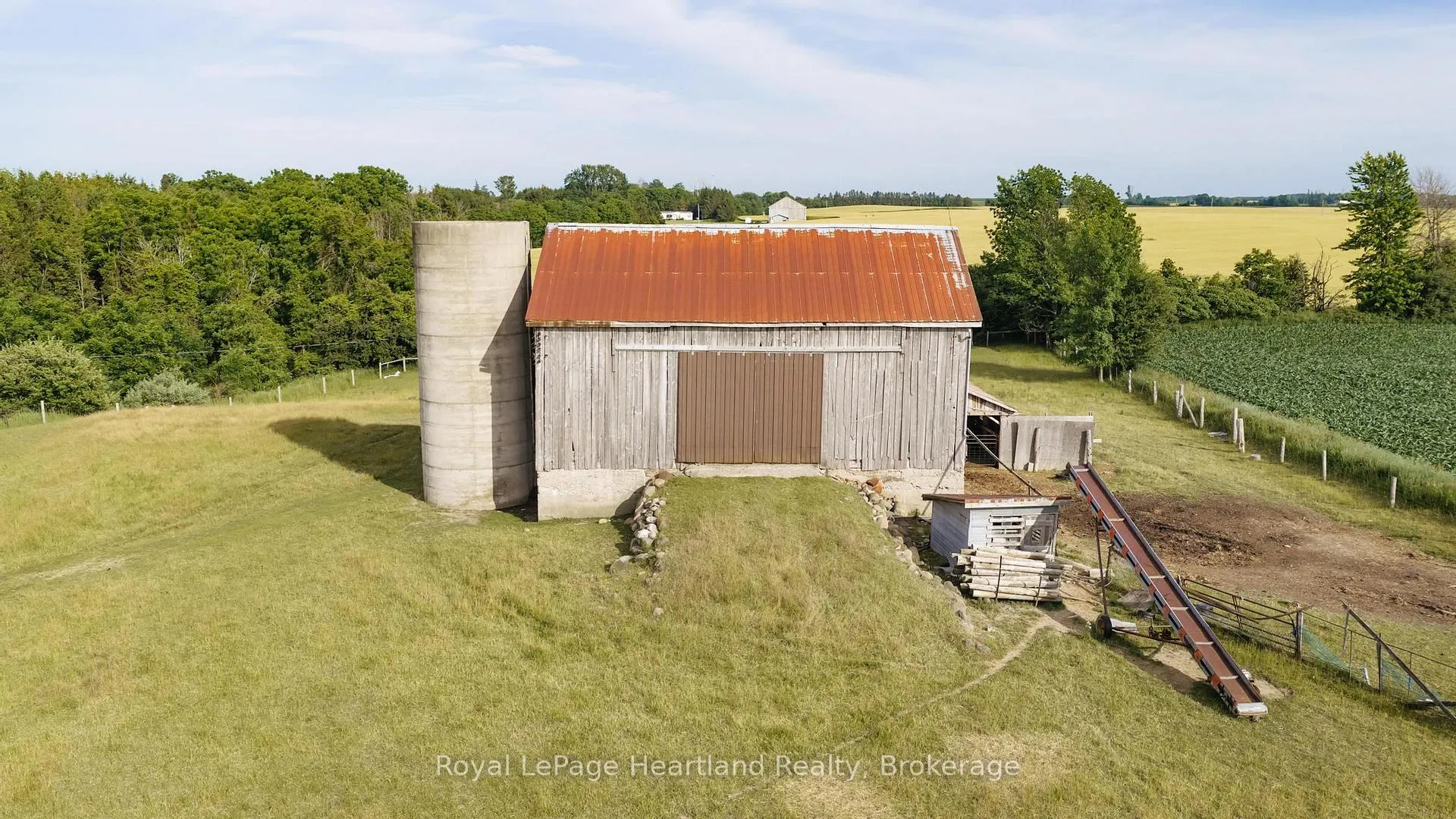 Photo 6 of 36011 Huron Road, Central Huron, Goderich — HOMEH
